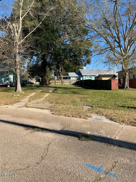 442 Howard Avenue, Biloxi, Mississippi image 7