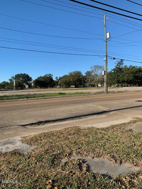 442 Howard Avenue, Biloxi, Mississippi image 5