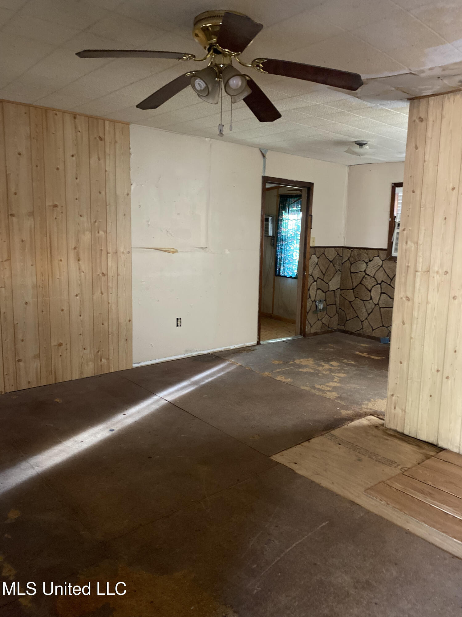 112 Sir Richard Road, Brandon, Mississippi image 3