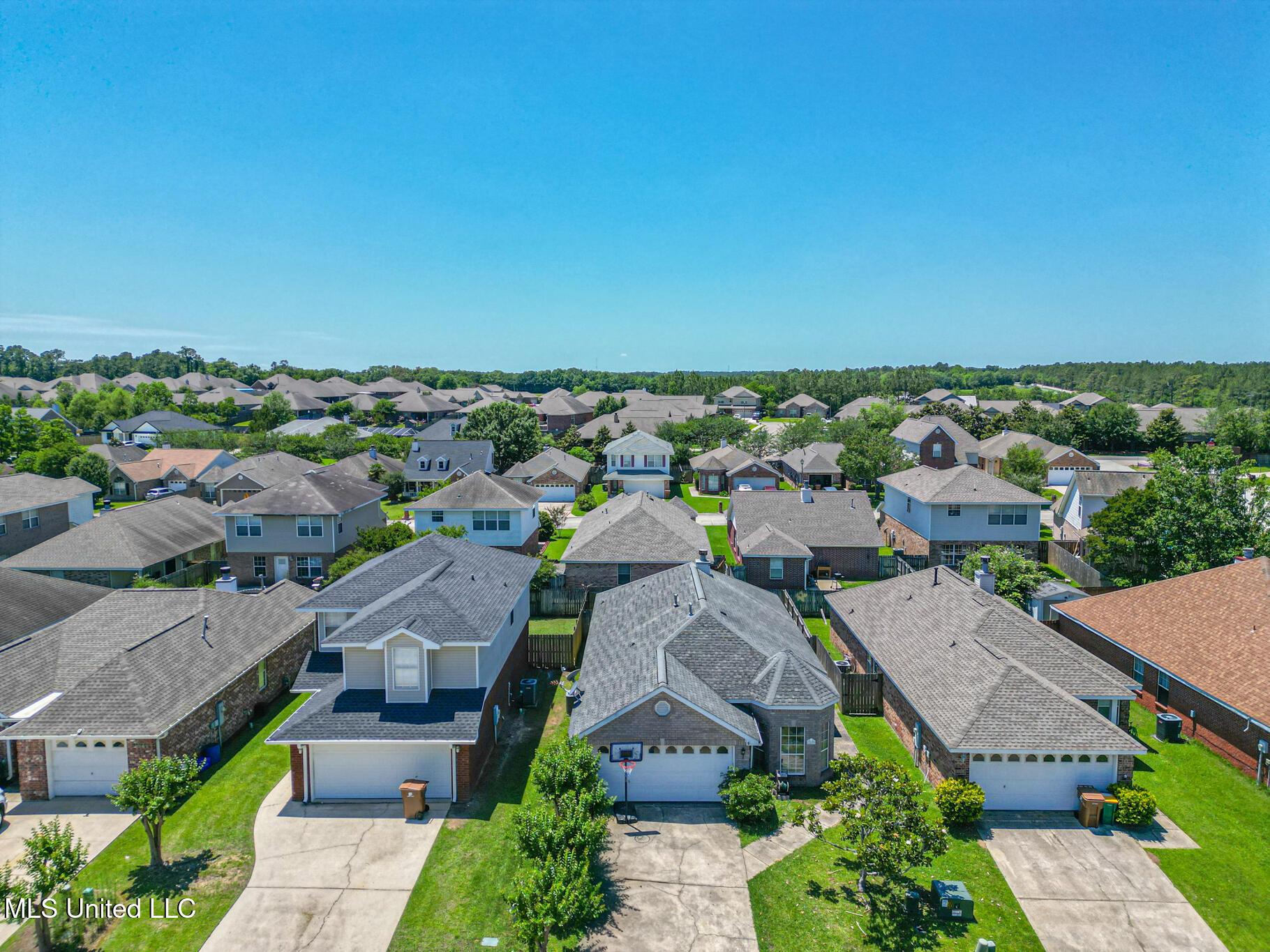 12639 Cody Drive, Gulfport, Mississippi image 2
