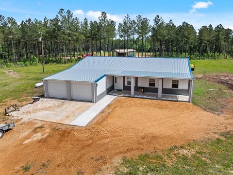 Homes For Sale - 3285 Summit Drive<br/> Bogue Chitto, MS 39629