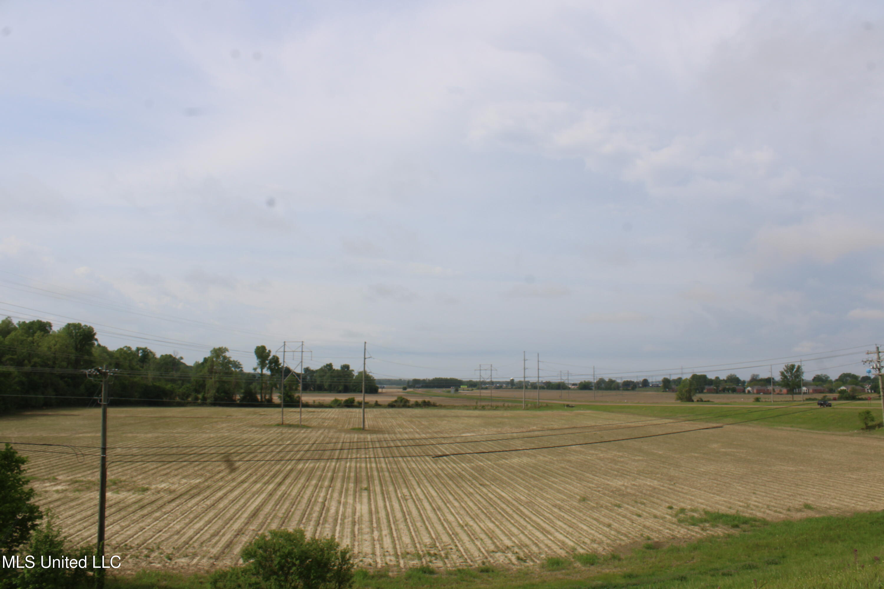 8311 Highway 302 Road, Walls, Mississippi image 36
