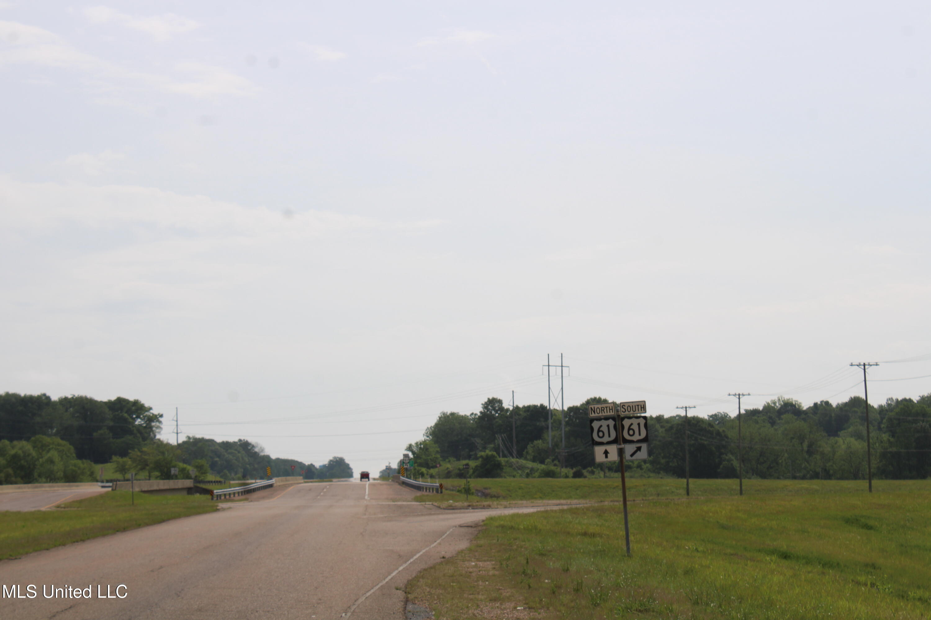 8311 Highway 302 Road, Walls, Mississippi image 40