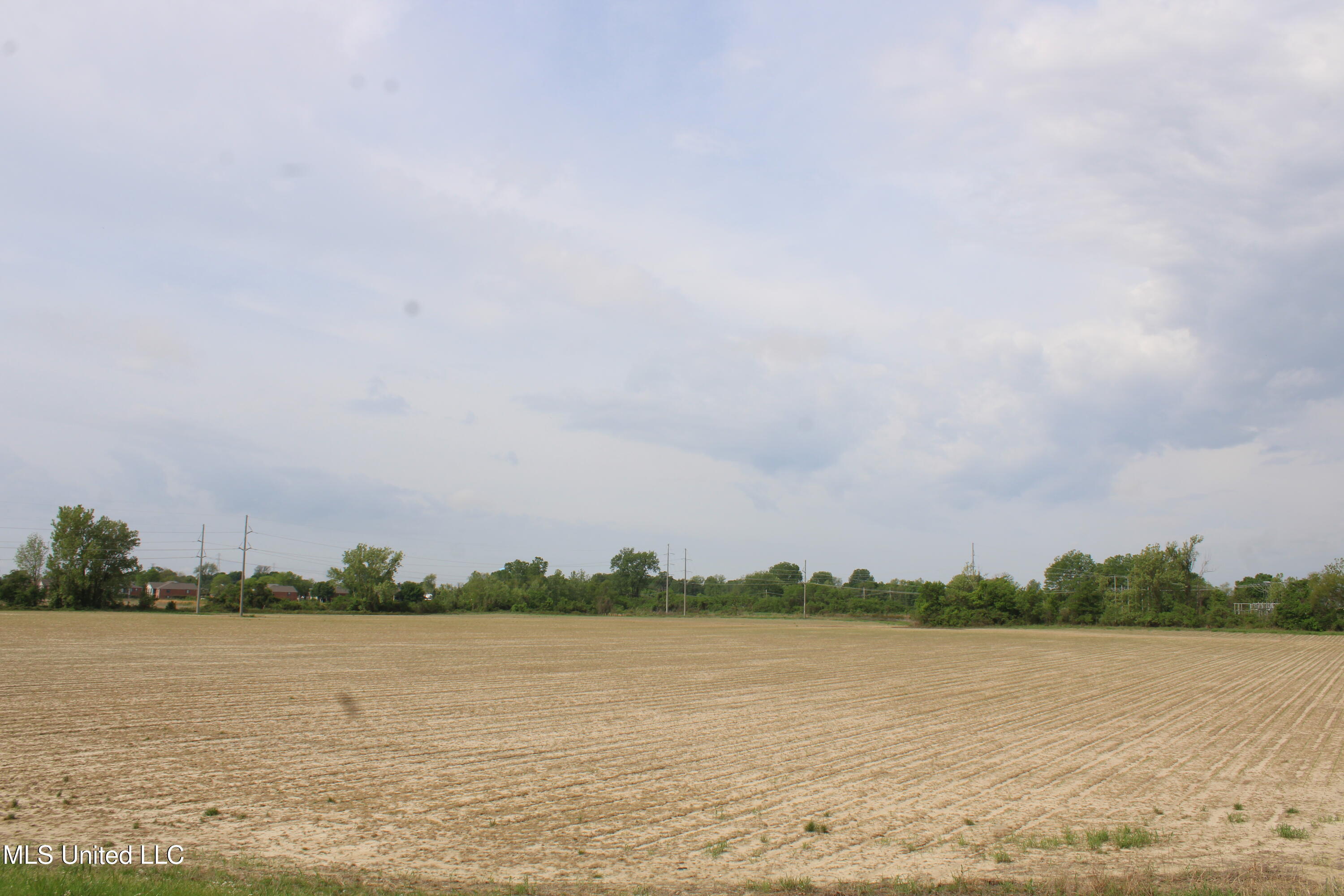 8311 Highway 302 Road, Walls, Mississippi image 41