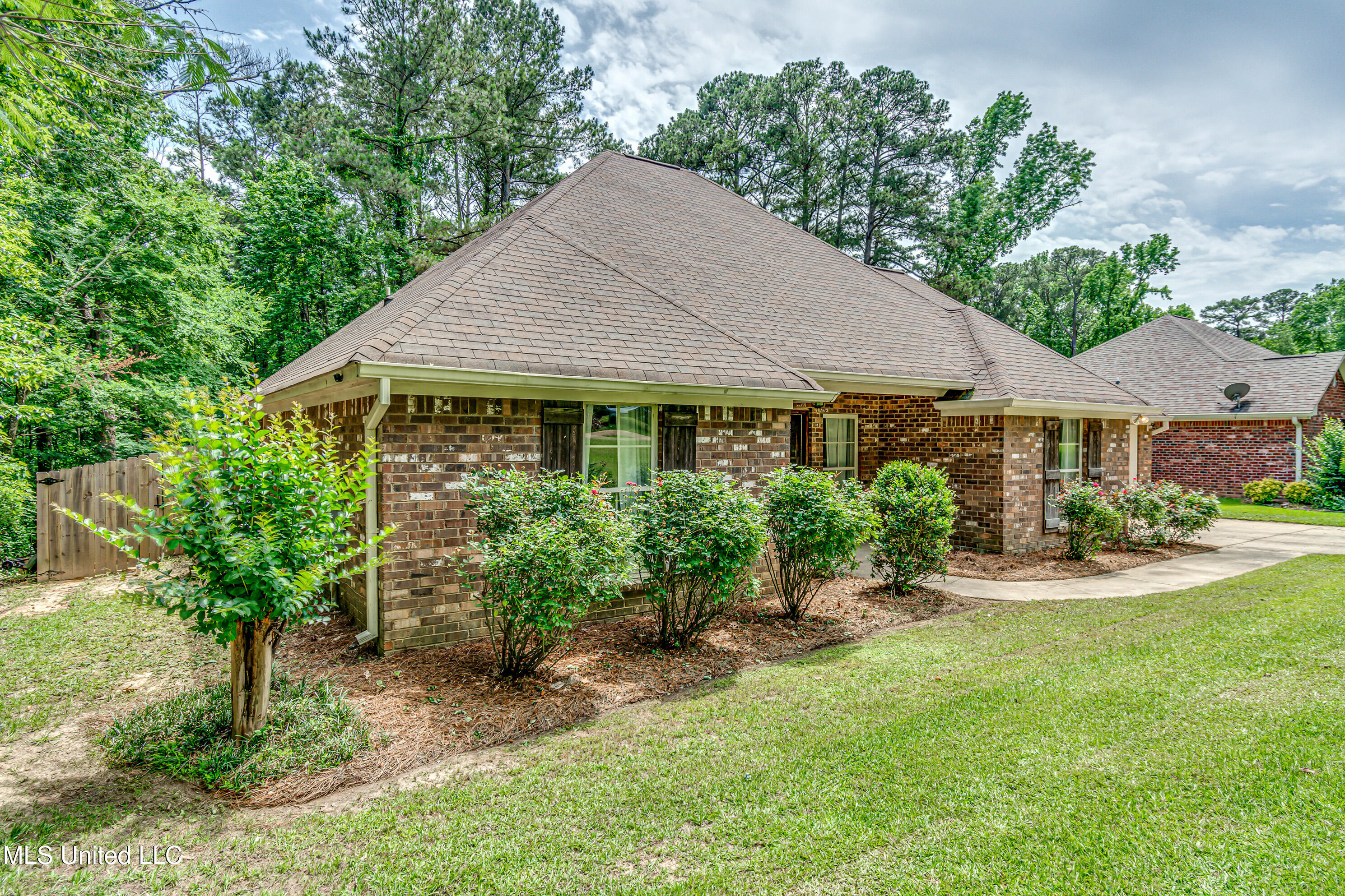 407 Pine Ridge Rd Rd, Florence, Mississippi image 2