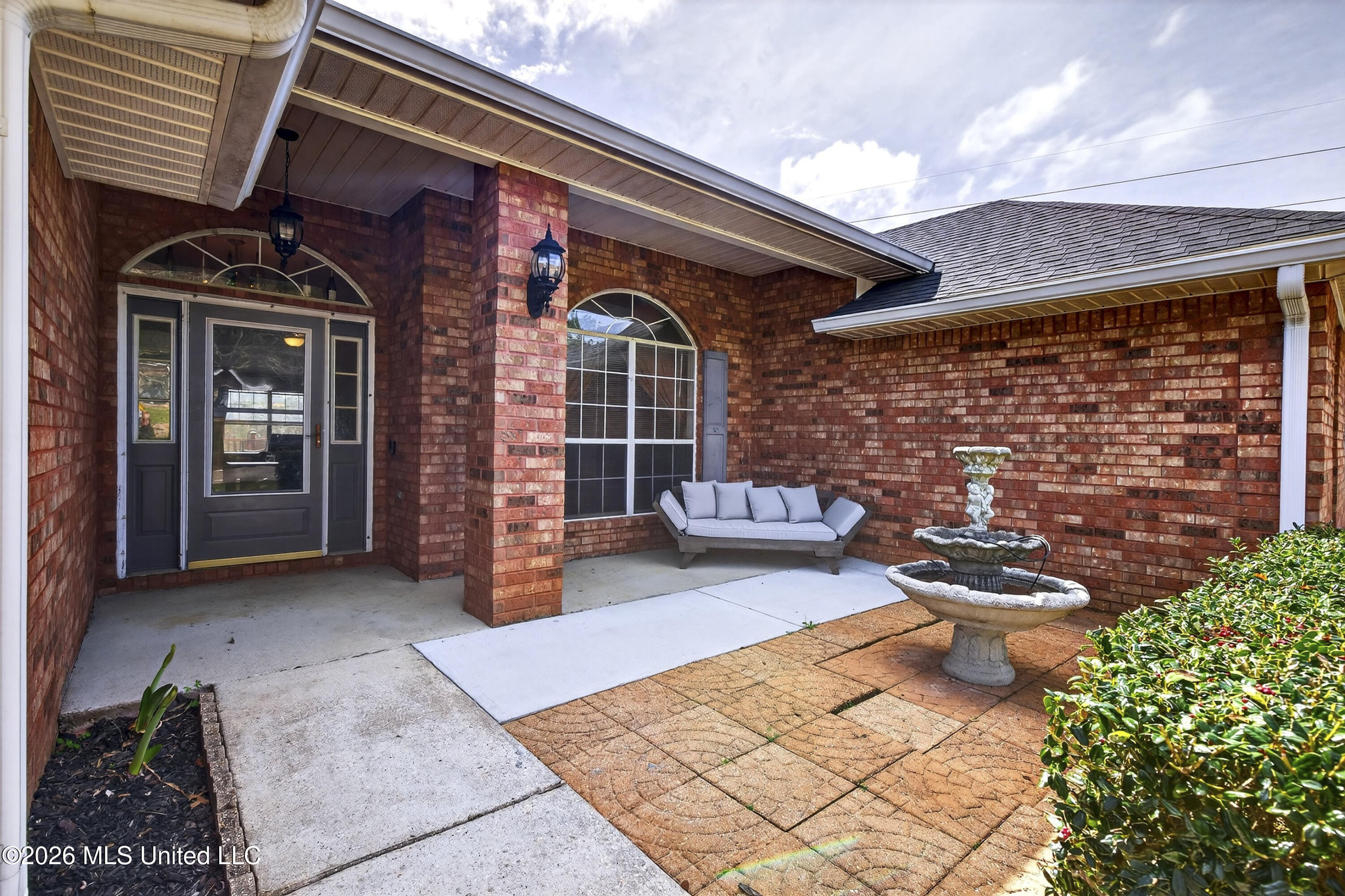 11589MagnoliaEstatesLn-4