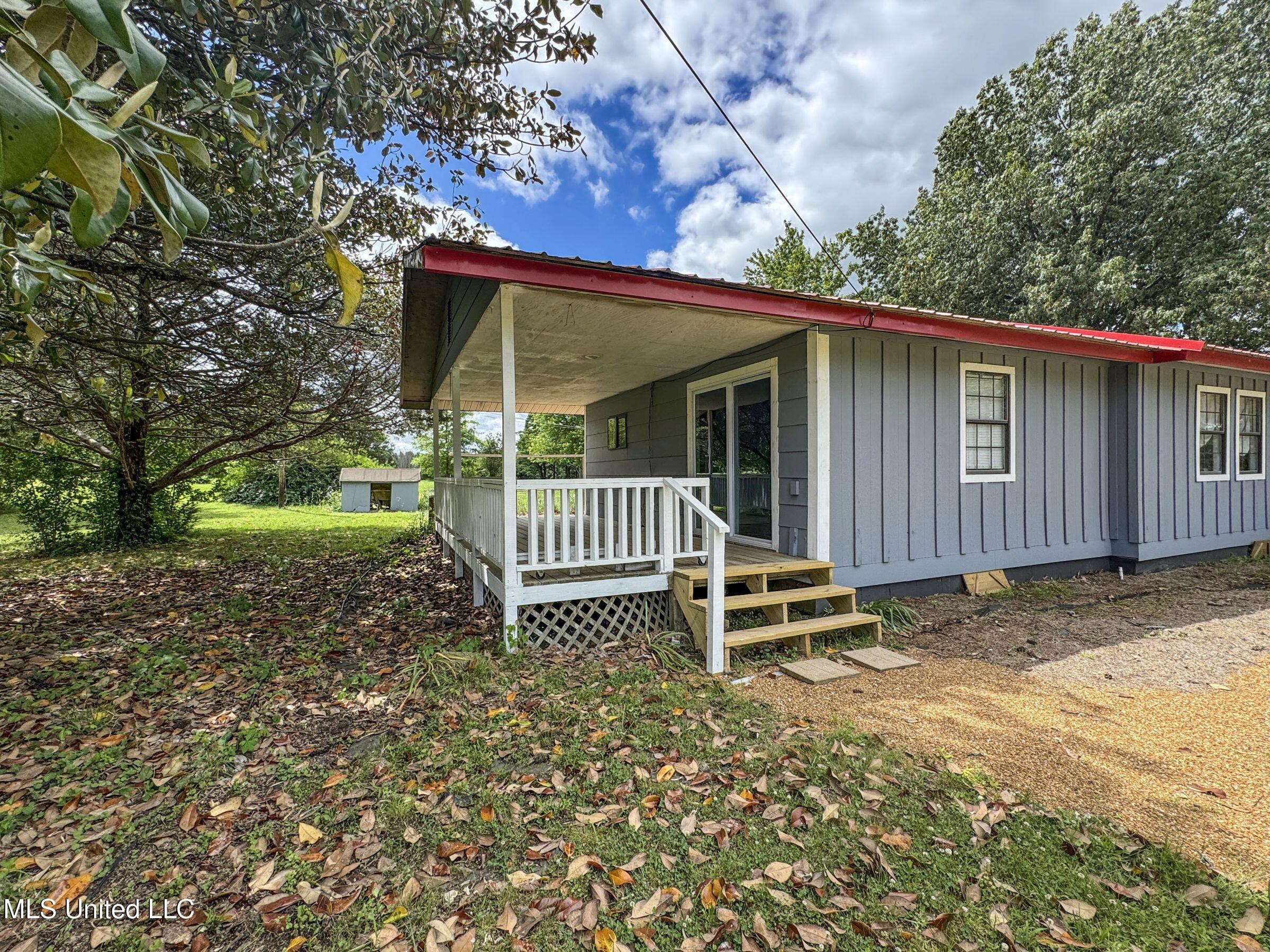 1460 Mount Olivet Road, Batesville, Mississippi image 25