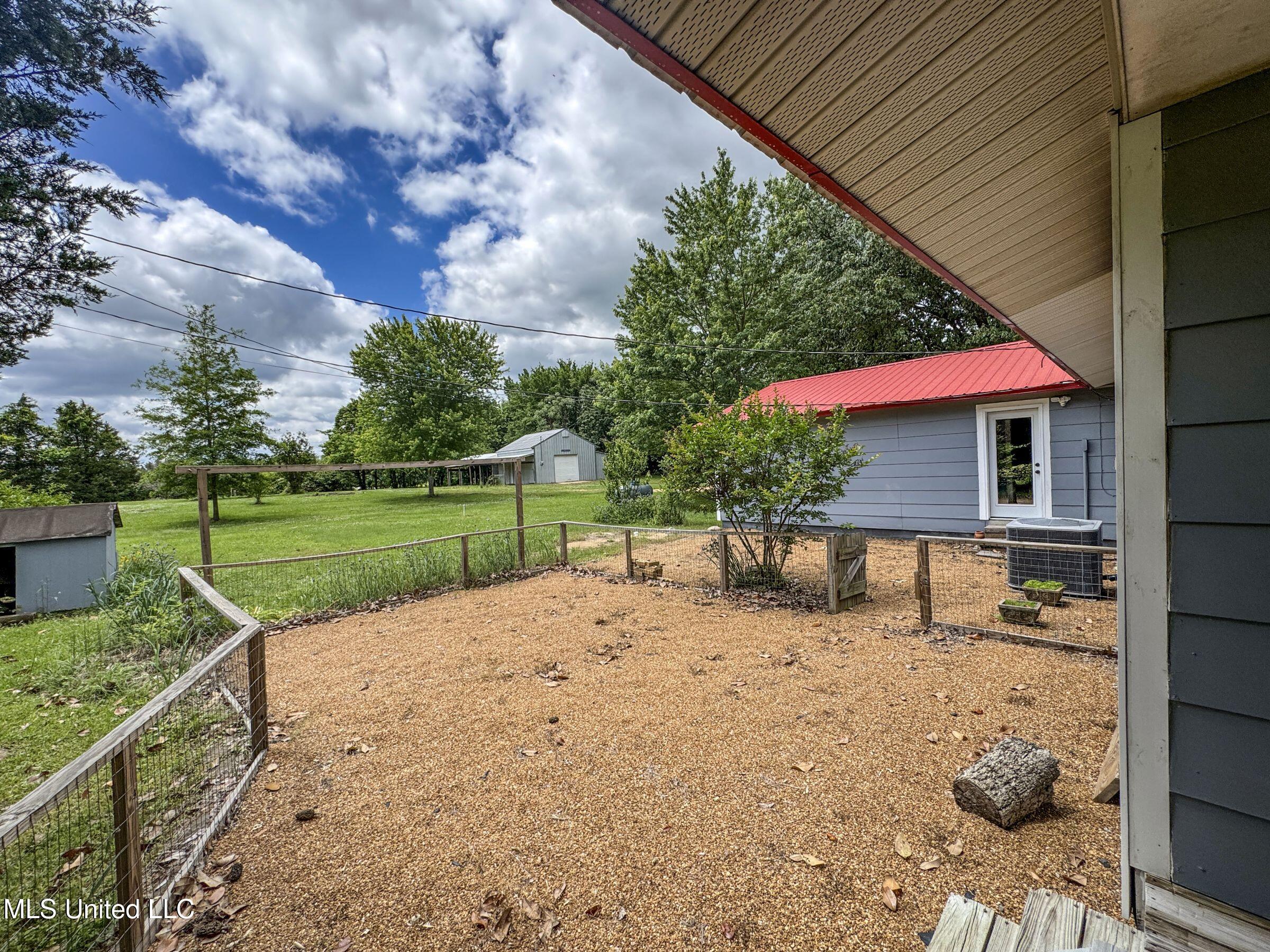 1460 Mount Olivet Road, Batesville, Mississippi image 29
