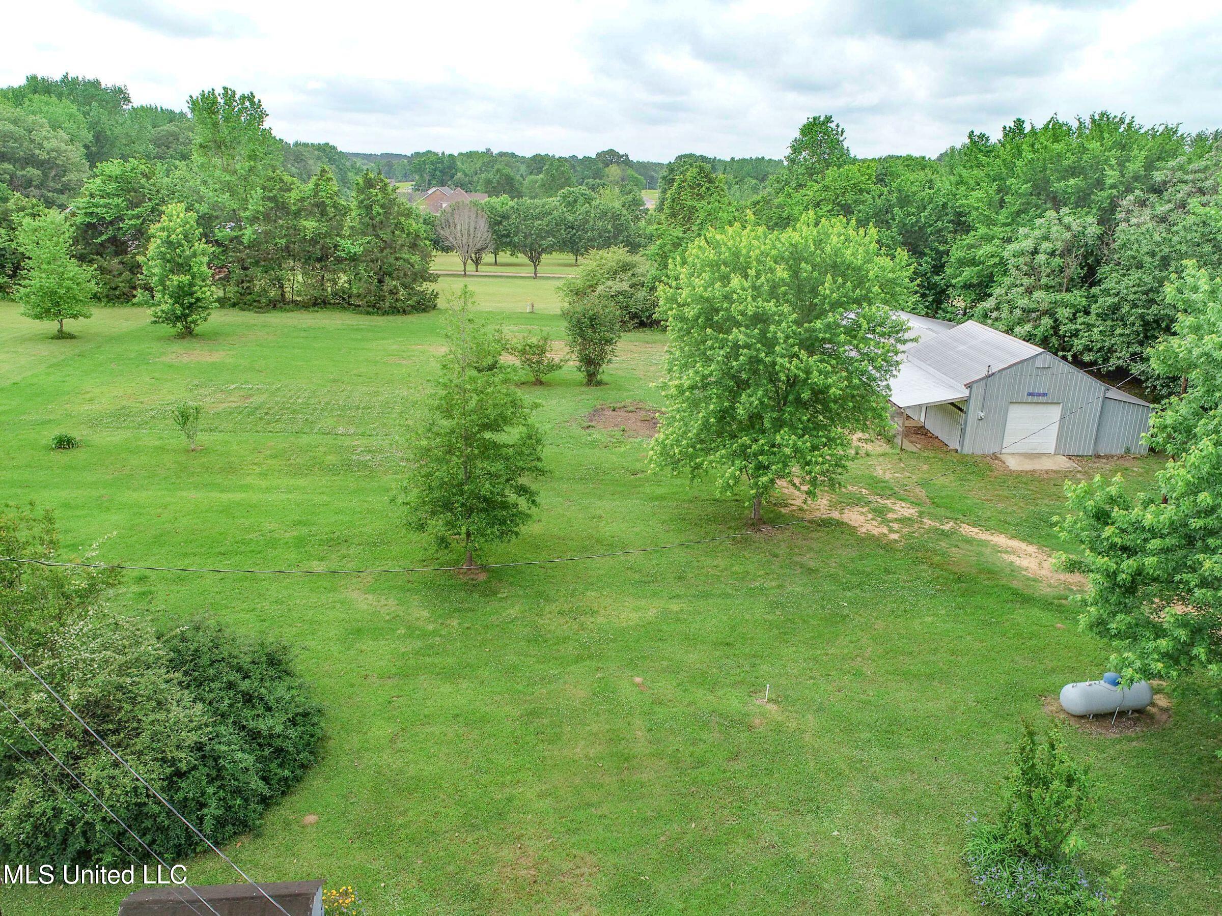 1460 Mount Olivet Road, Batesville, Mississippi image 15