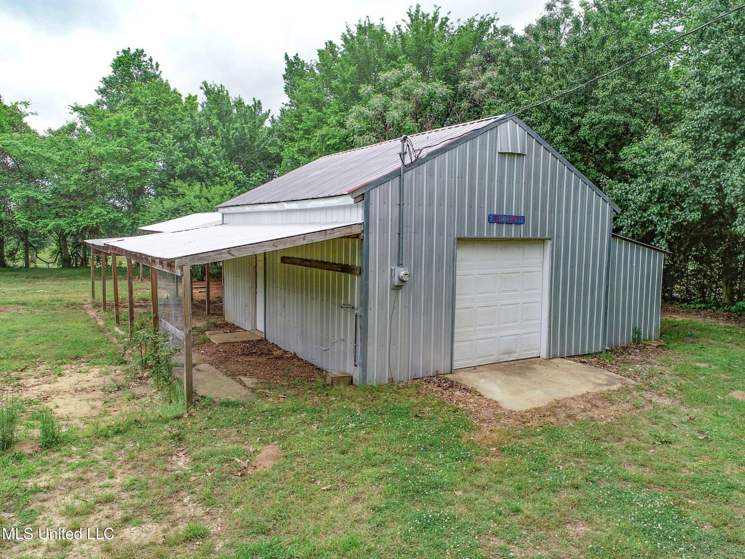 1460 Mount Olivet Road, Batesville, Mississippi image 17