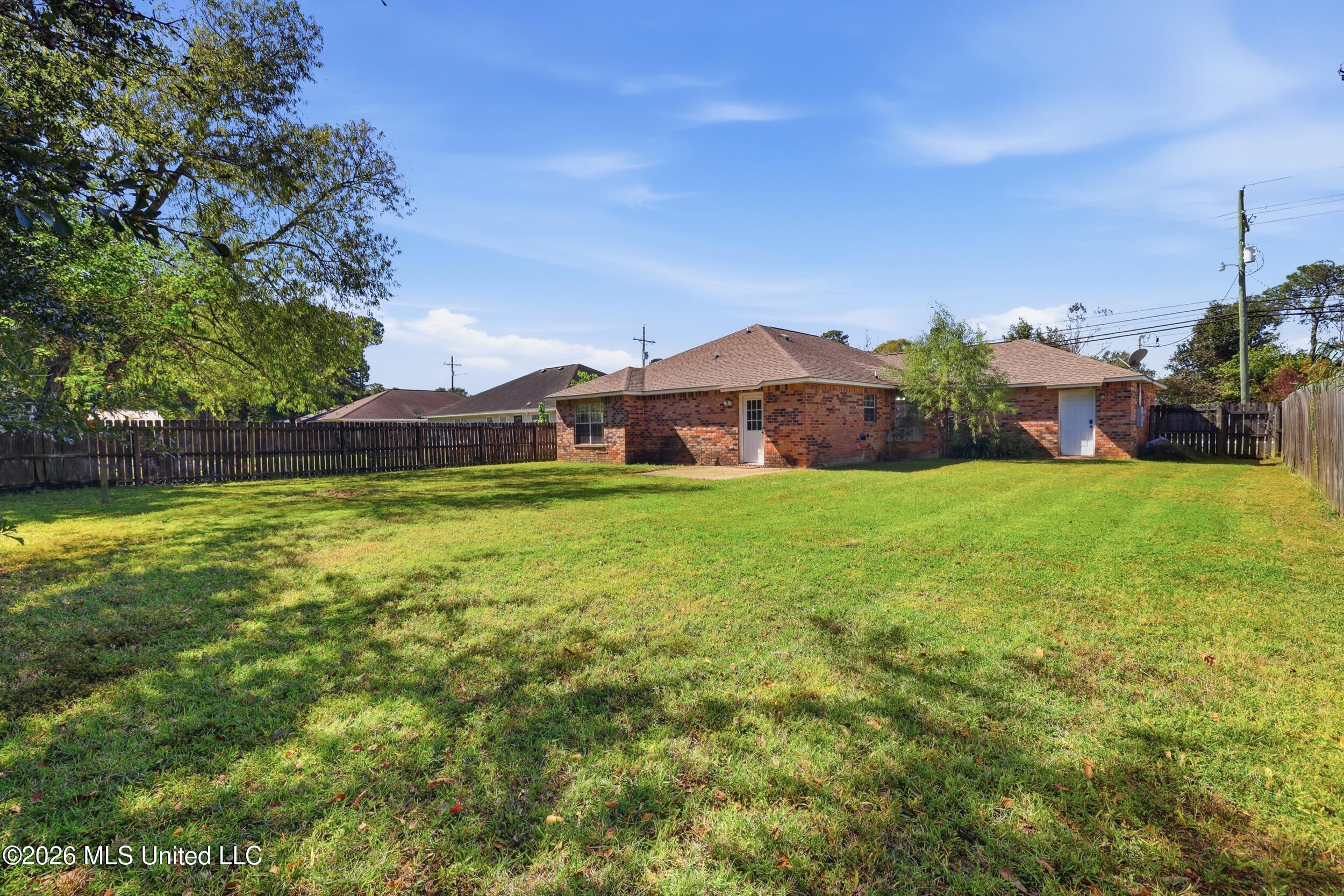 3208 Beachview Drive