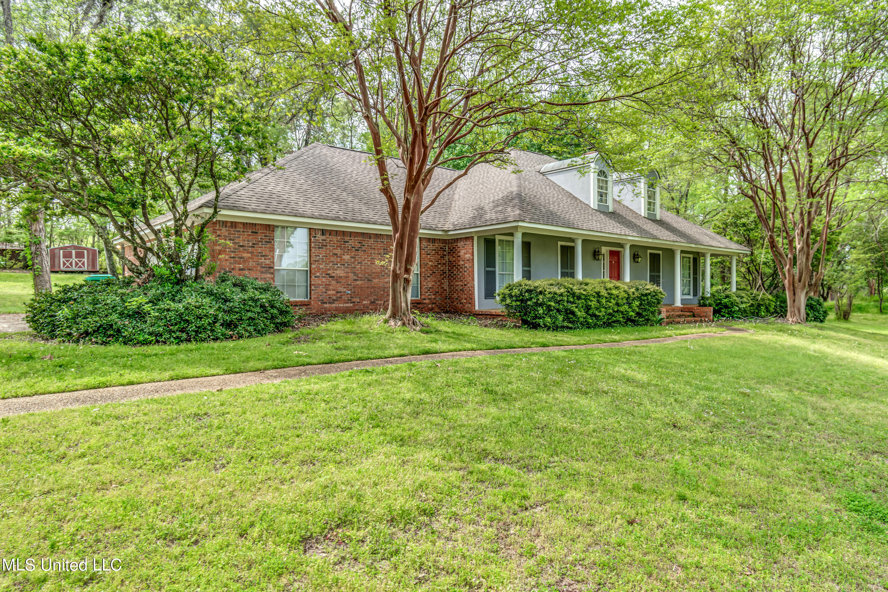 107 Falcon Ridge Drive, Raymond, Mississippi image 4