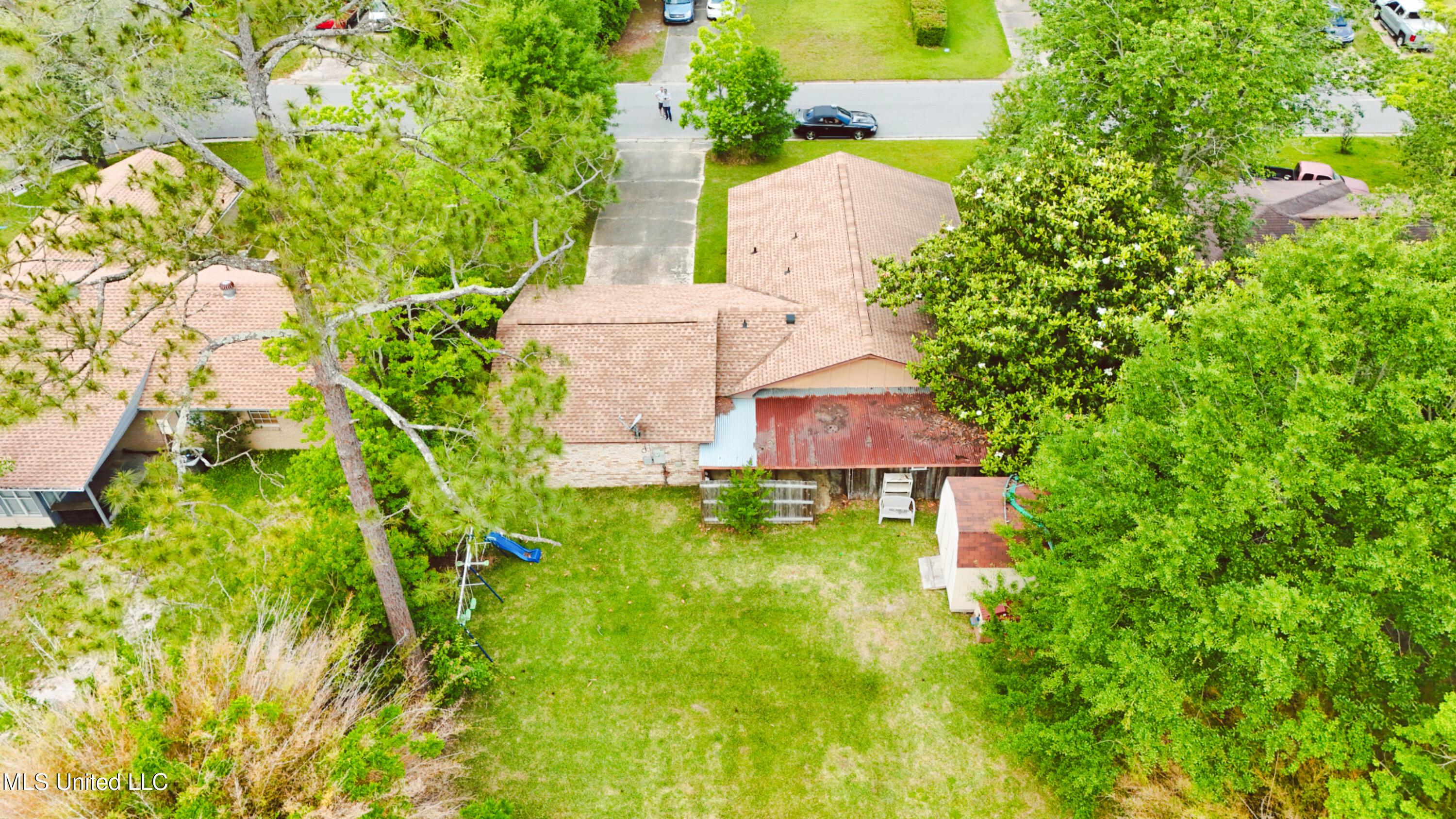 1302 Chalmette Avenue, Ocean Springs, Mississippi image 20