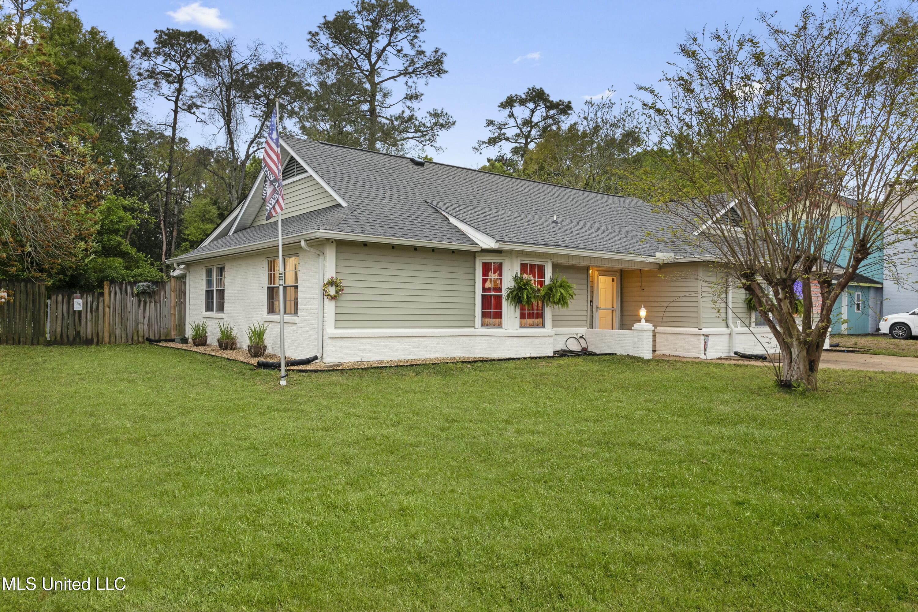 236 Rue Petit Bois, Biloxi, Mississippi image 2