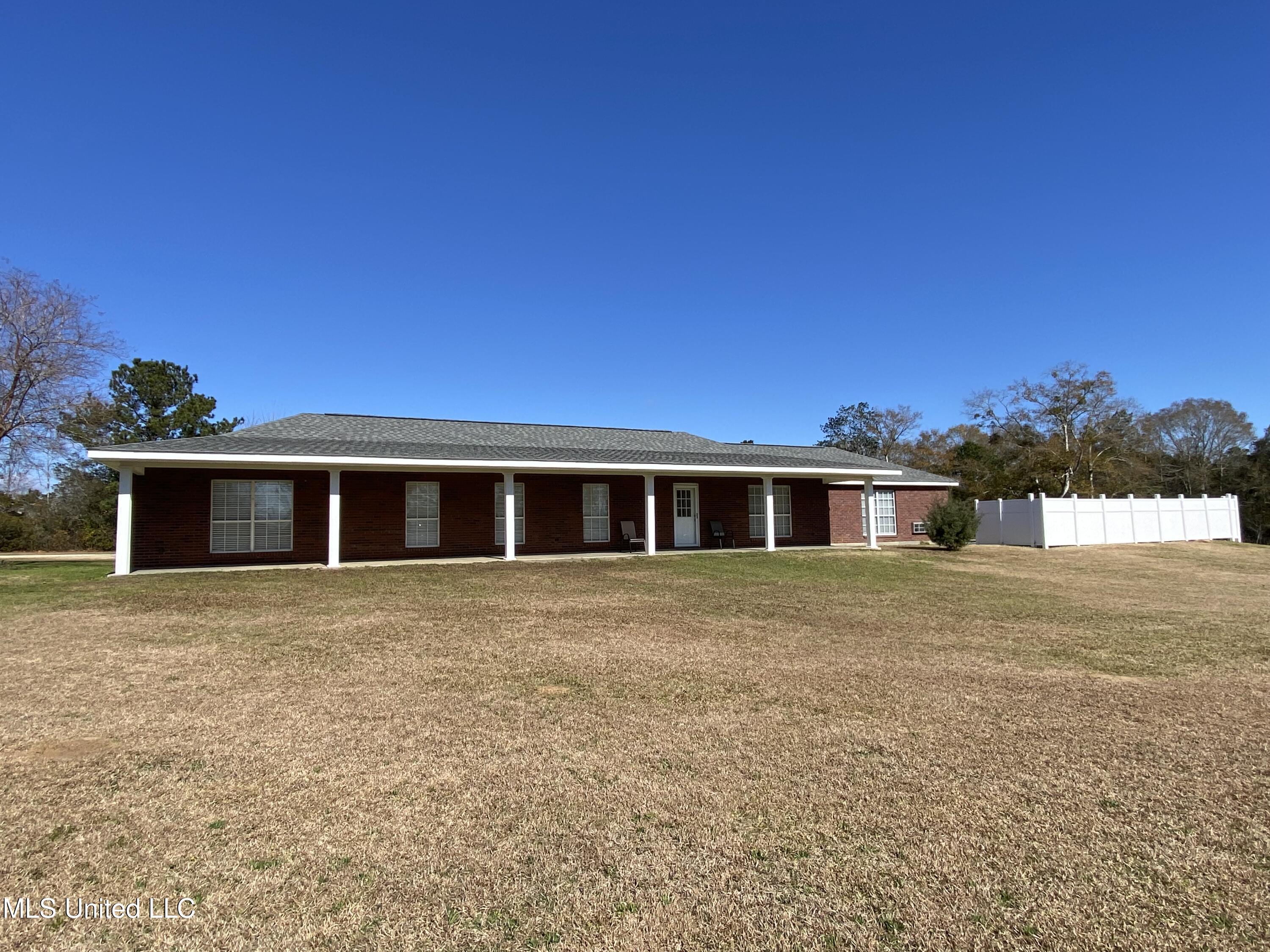 416 F Z Goss Road, Picayune, Mississippi image 1