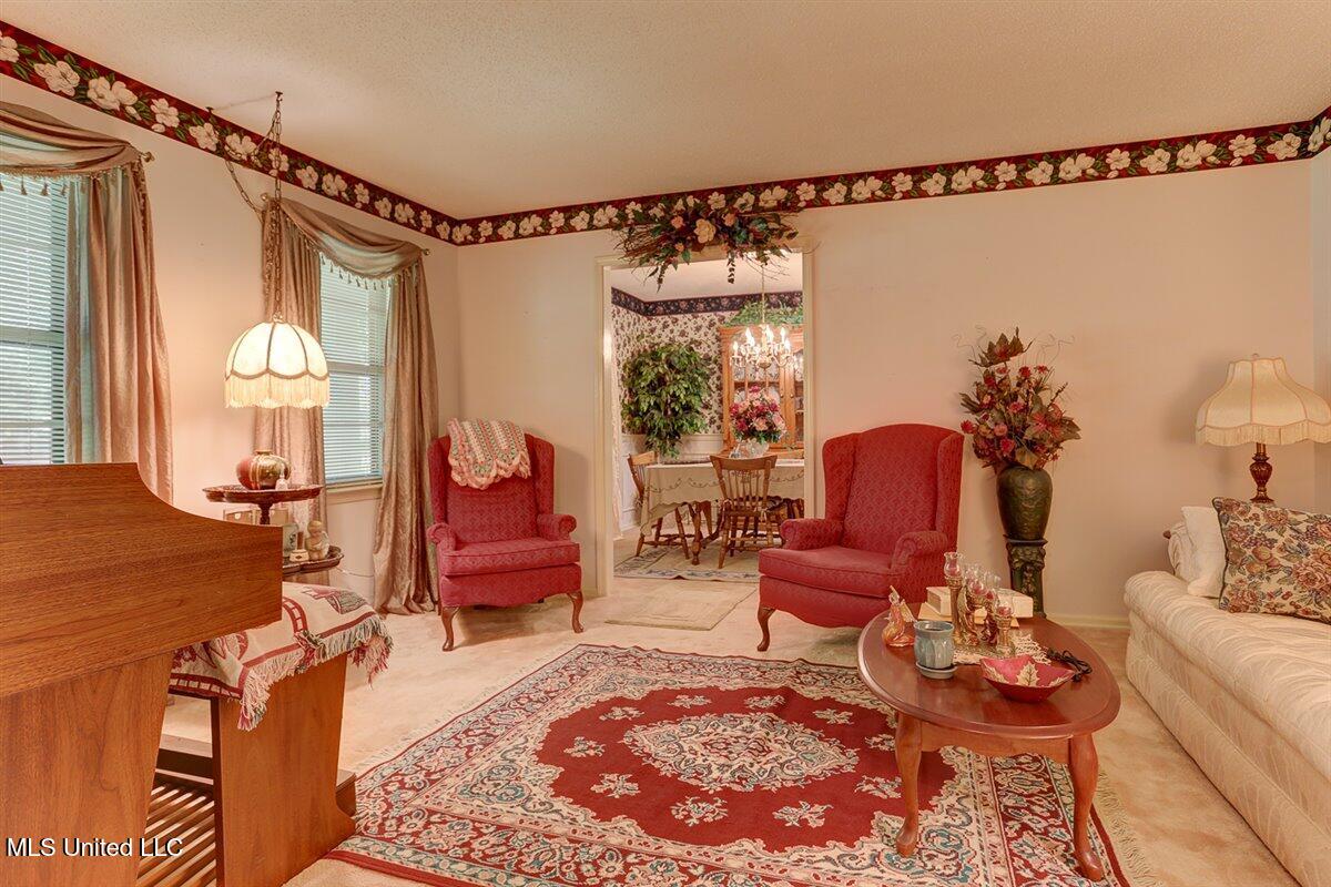 4615 Dogwood Meadows Cove, Horn Lake, Mississippi image 6