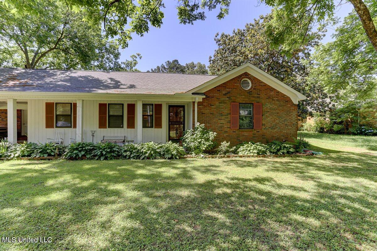 4615 Dogwood Meadows Cove, Horn Lake, Mississippi image 4