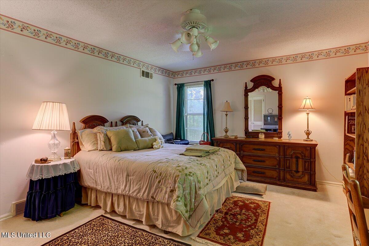 4615 Dogwood Meadows Cove, Horn Lake, Mississippi image 22
