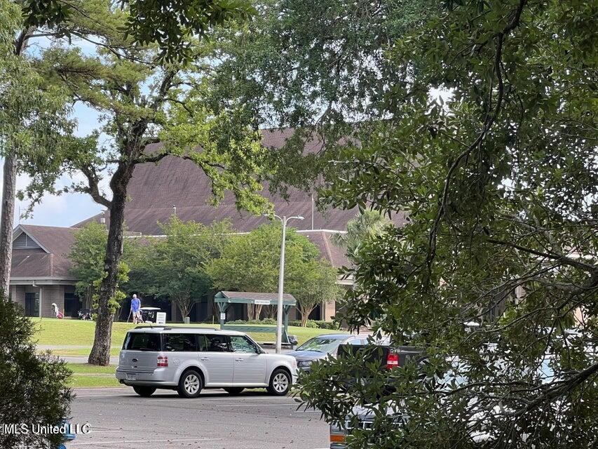 205 Lakeside Villa, Diamondhead, Mississippi image 9