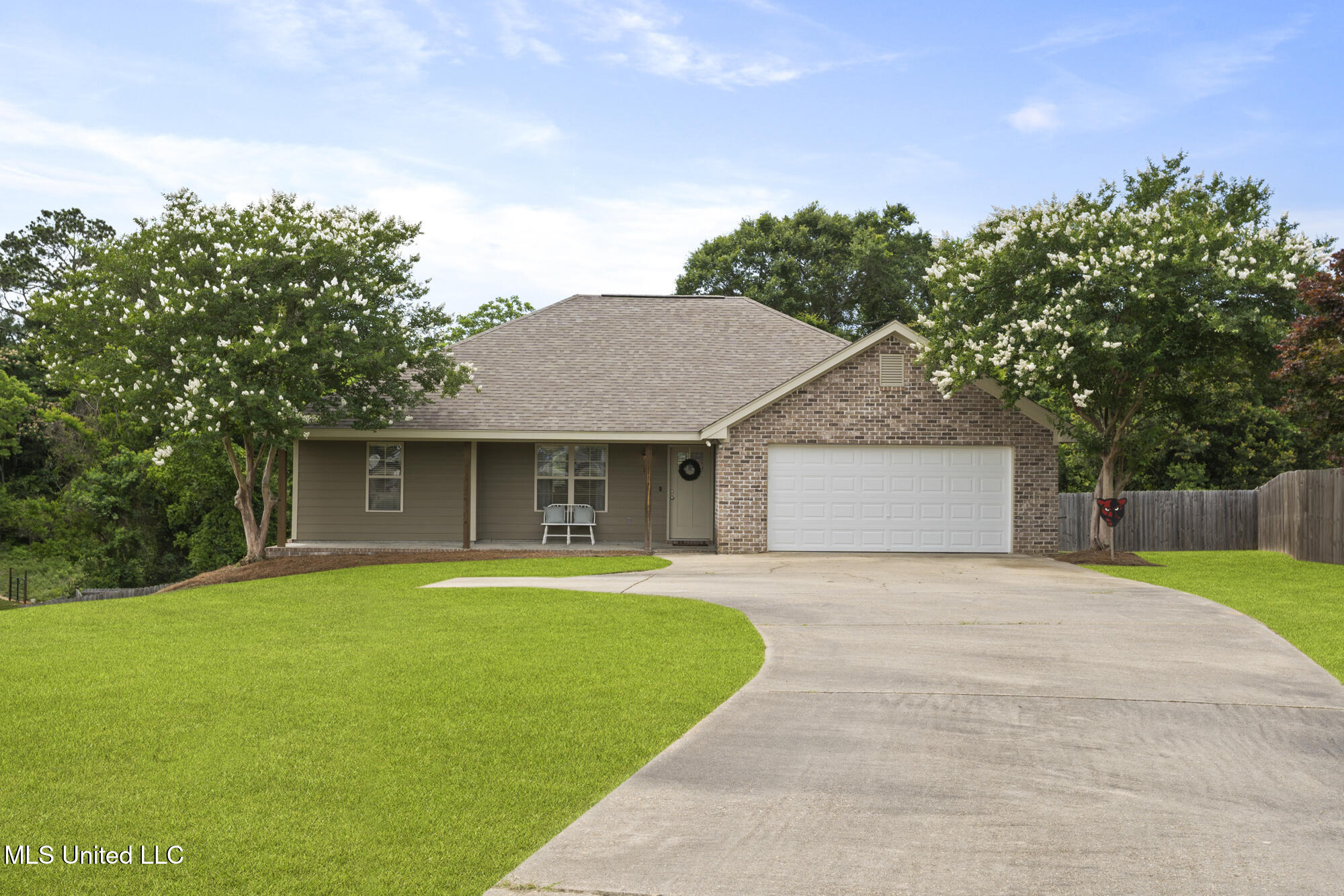 12 Mercer Drive, Petal, Mississippi image 2