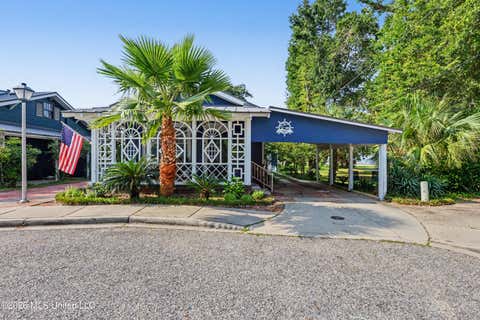 Homes For Sale - 963 Schwan Court<br/> Biloxi, MS 39530