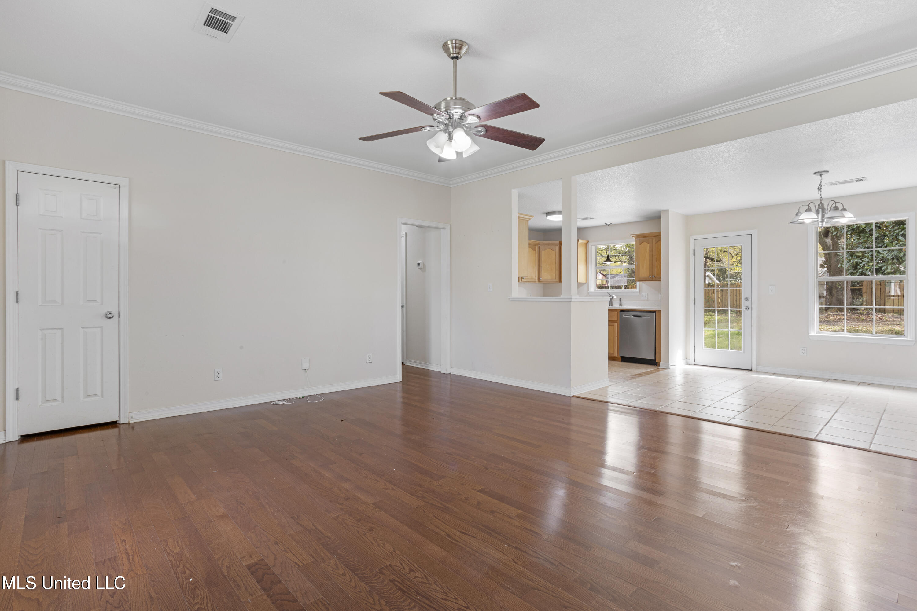 9109 Meadowlark Avenue, Ocean Springs, Mississippi image 6