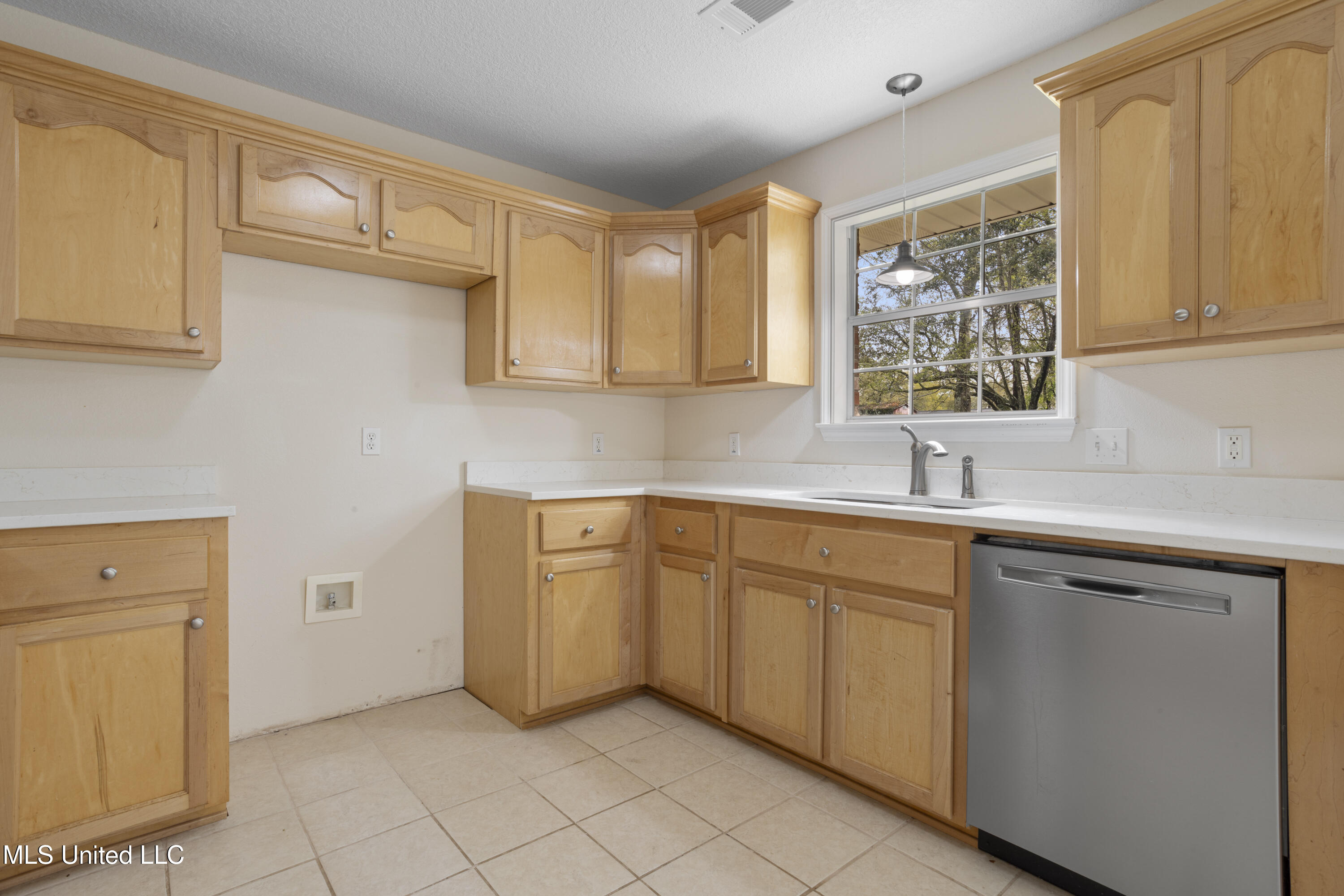 9109 Meadowlark Avenue, Ocean Springs, Mississippi image 11