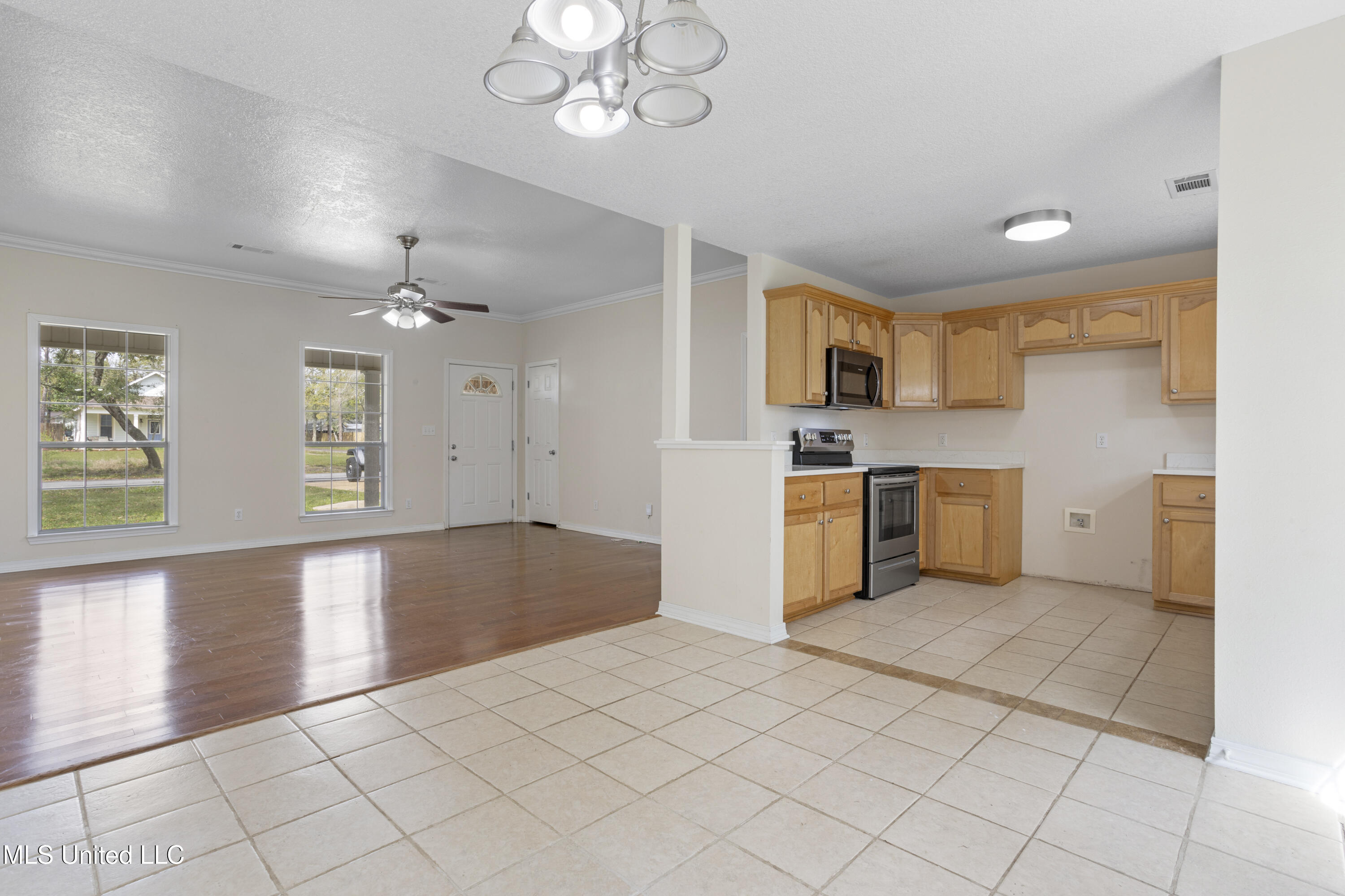 9109 Meadowlark Avenue, Ocean Springs, Mississippi image 9