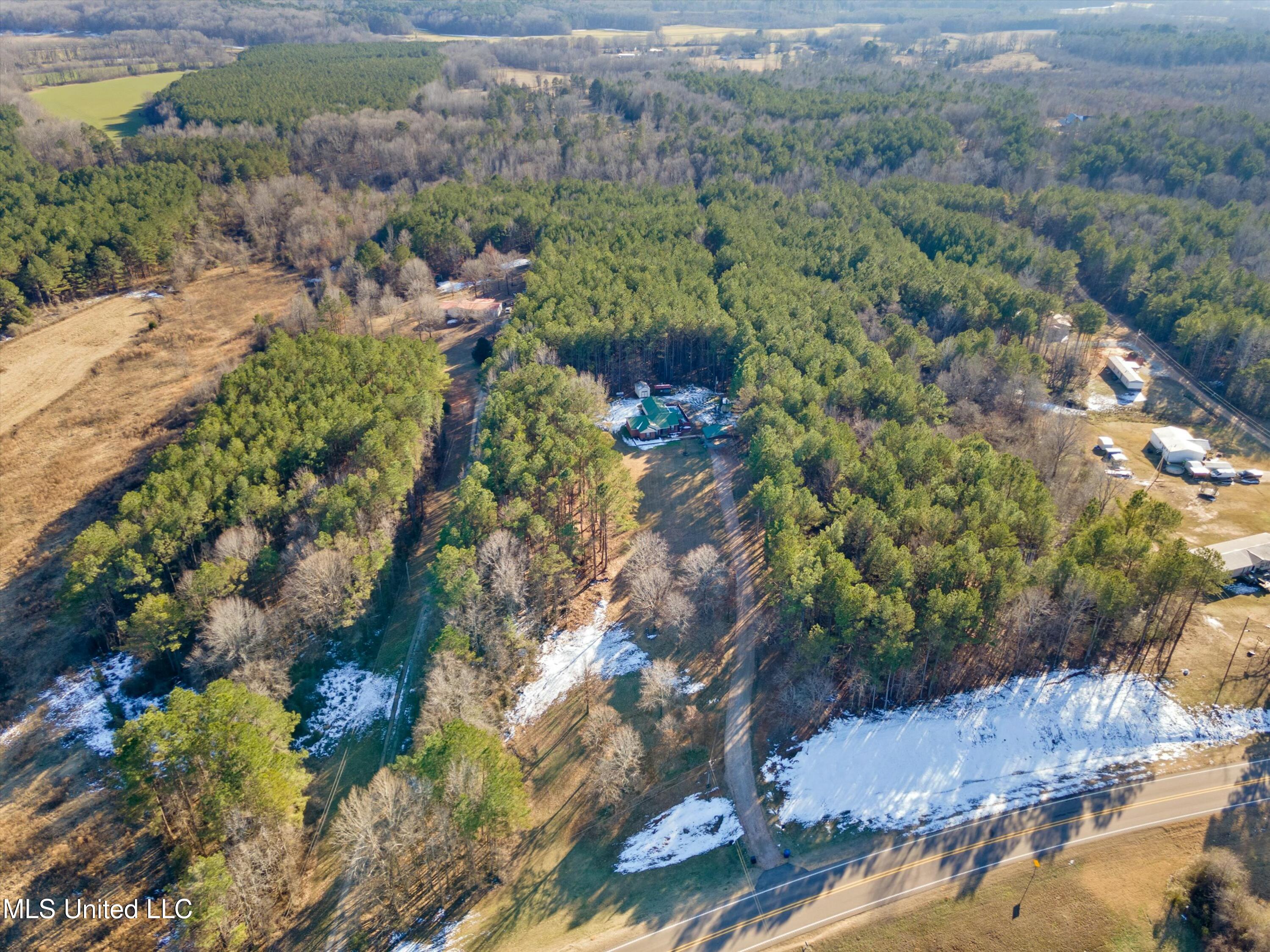 1560 Highway 2, Hickory Flat, Mississippi image 32