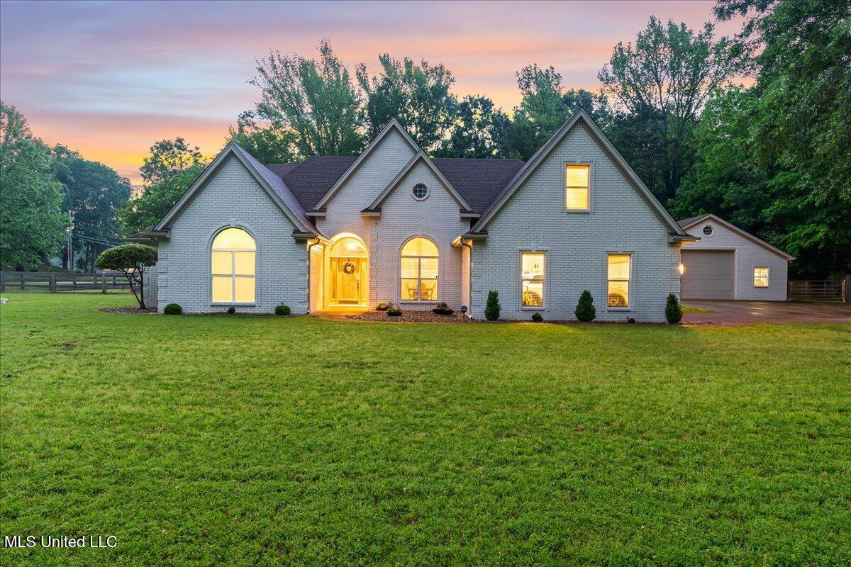 14414 Hedge Row Cove, Olive Branch, Mississippi image 2