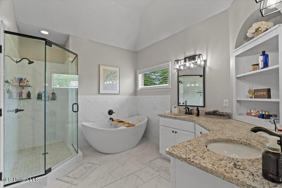 14414 Hedge Row Cove, Olive Branch, Mississippi image 14