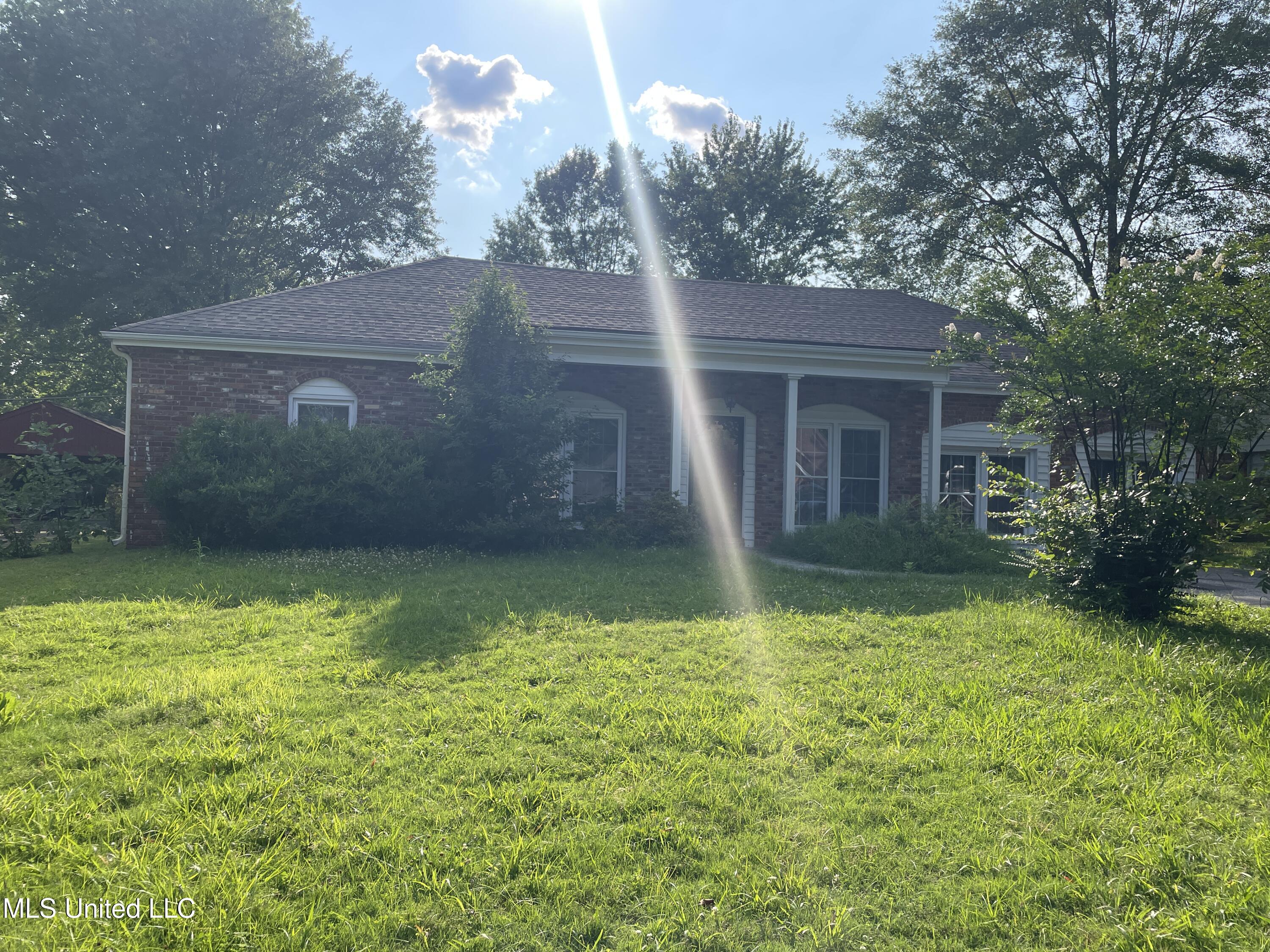8699 Chesterfield Drive, Southaven, Mississippi image 10