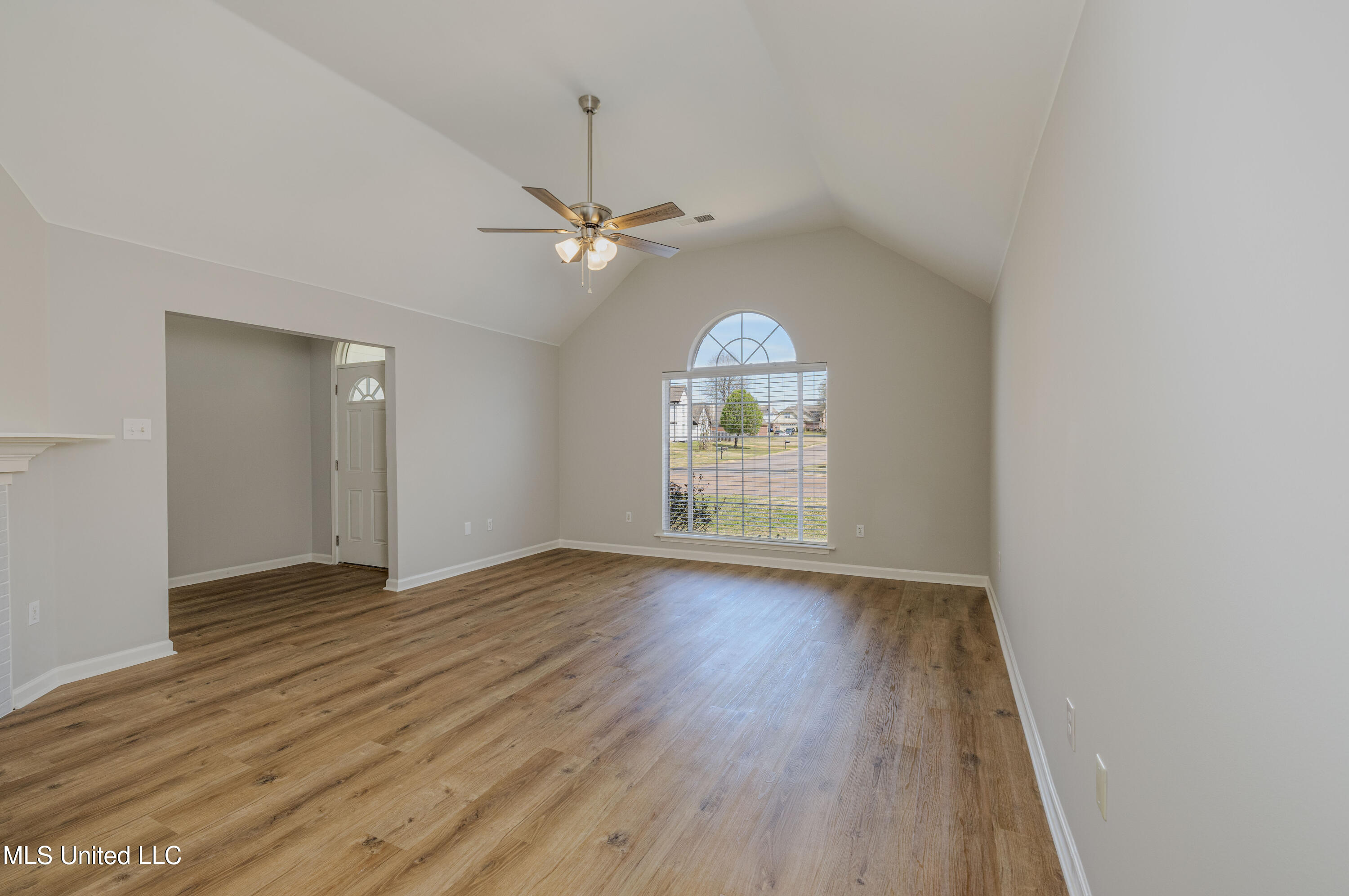 7065 Creekside Drive, Olive Branch, Mississippi image 7