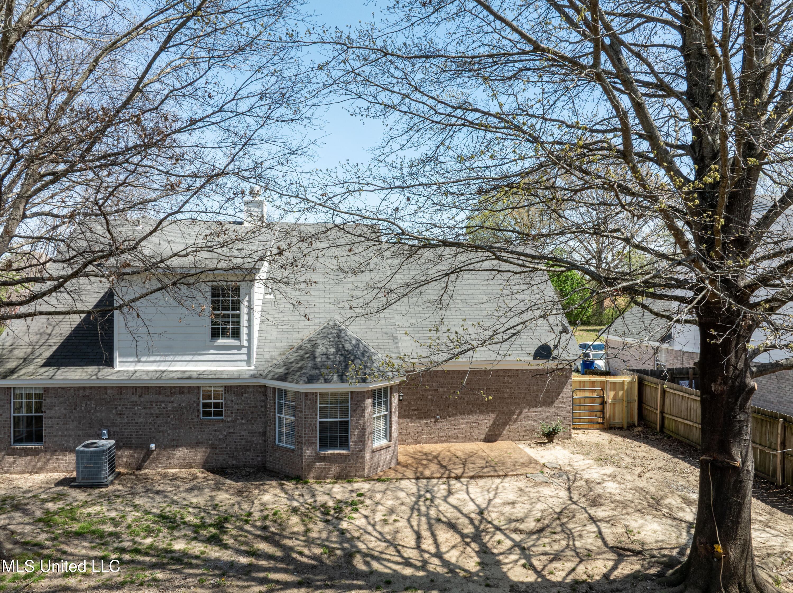 7065 Creekside Drive, Olive Branch, Mississippi image 24