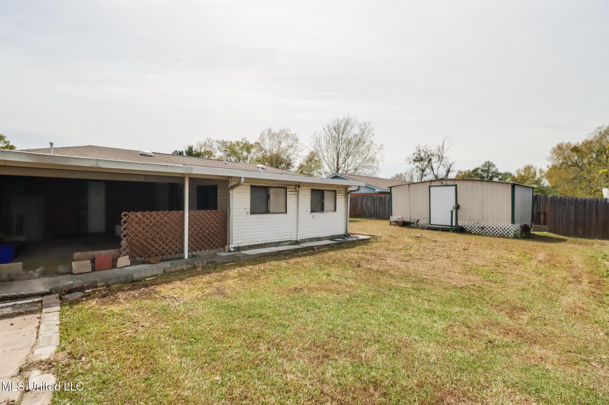2056 Carolwood Drive, Biloxi, Mississippi image 15