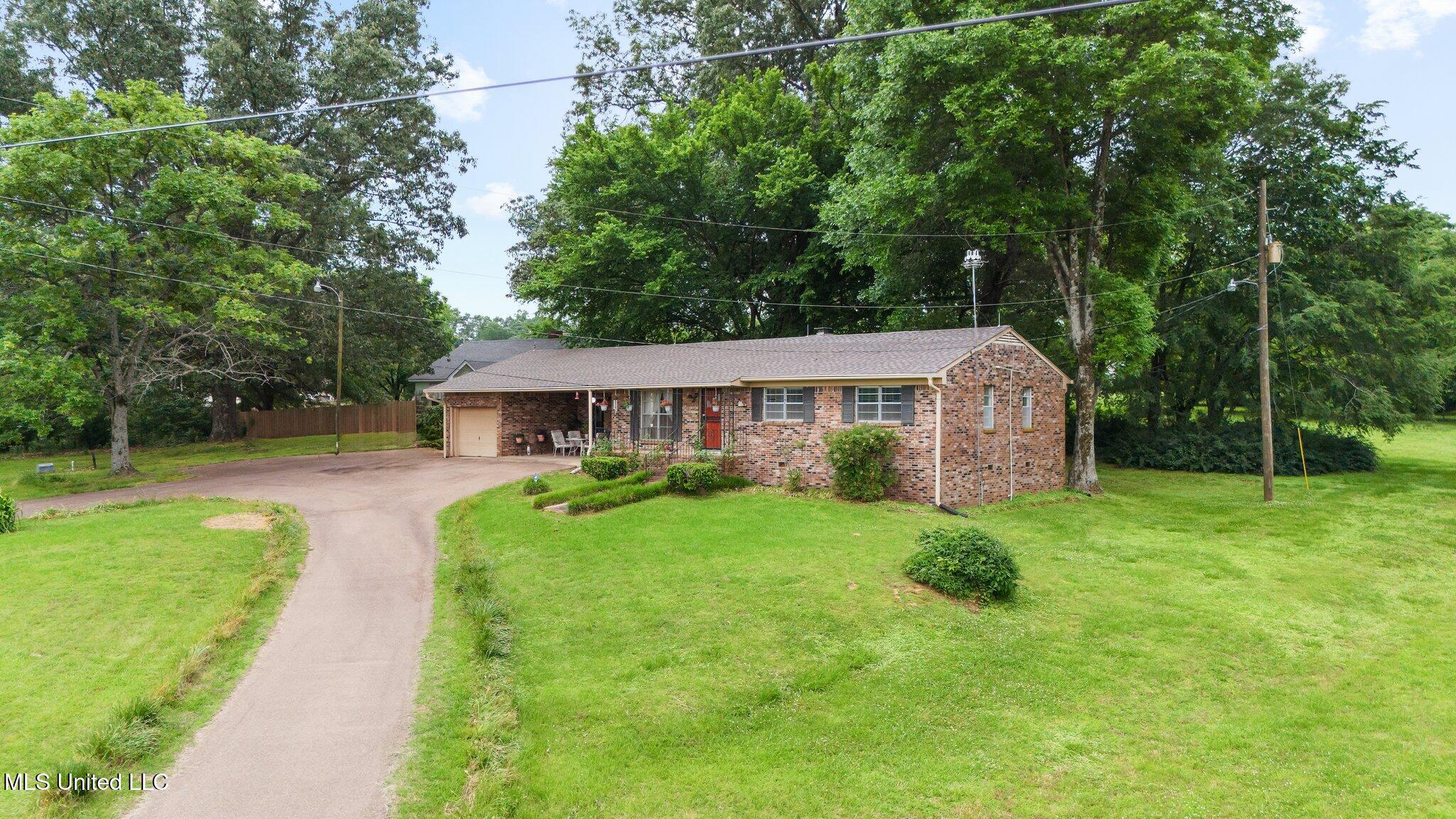 2881 Ms-305, Hernando, Mississippi image 24