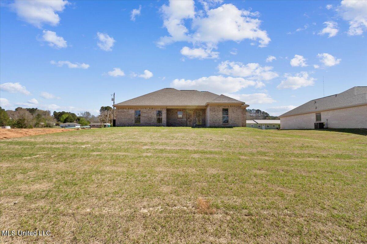 107 NE Adams Avenue, Magee, Mississippi image 37