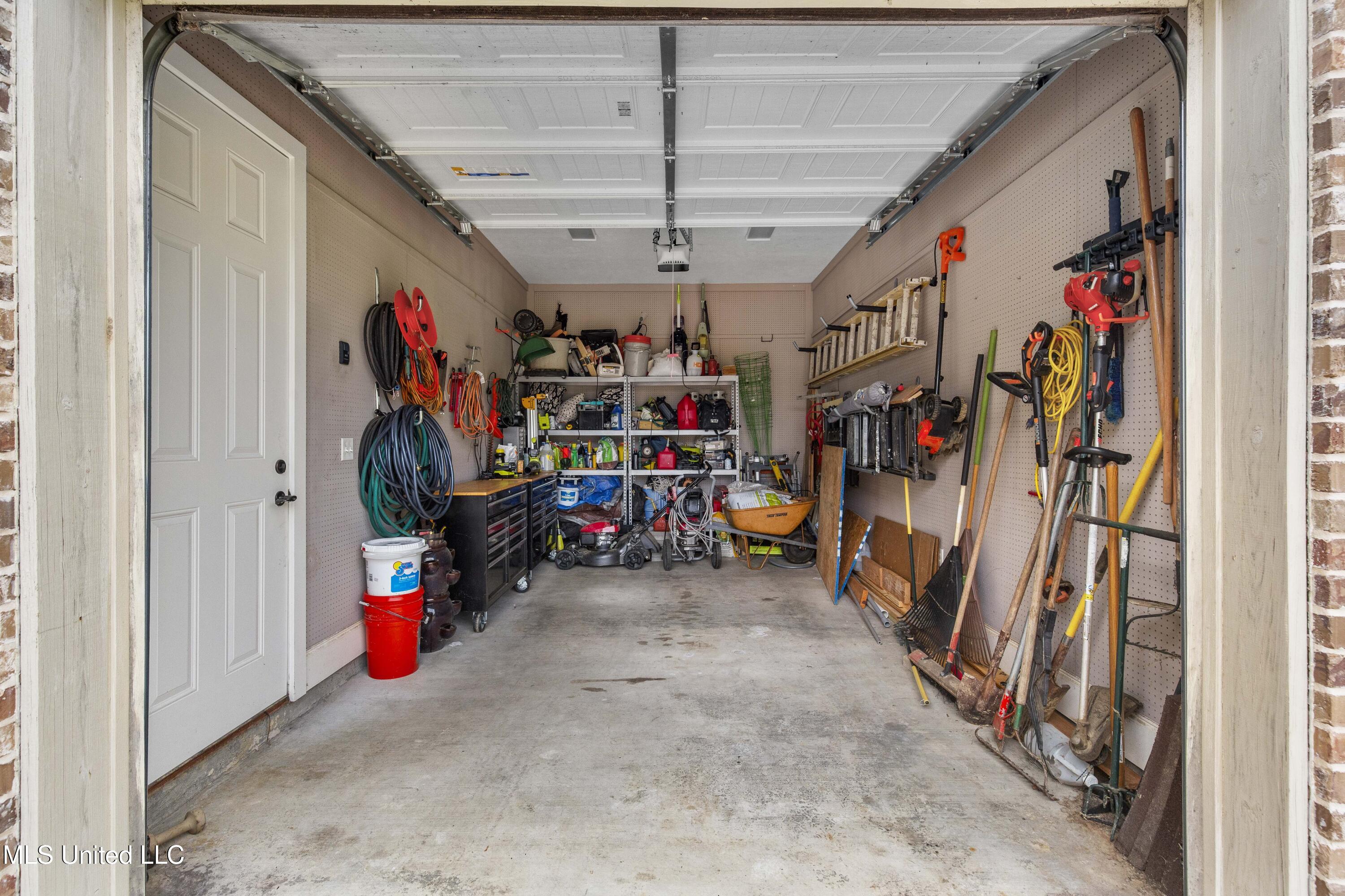 705 Brookwood Circle, Brandon, Mississippi image 10