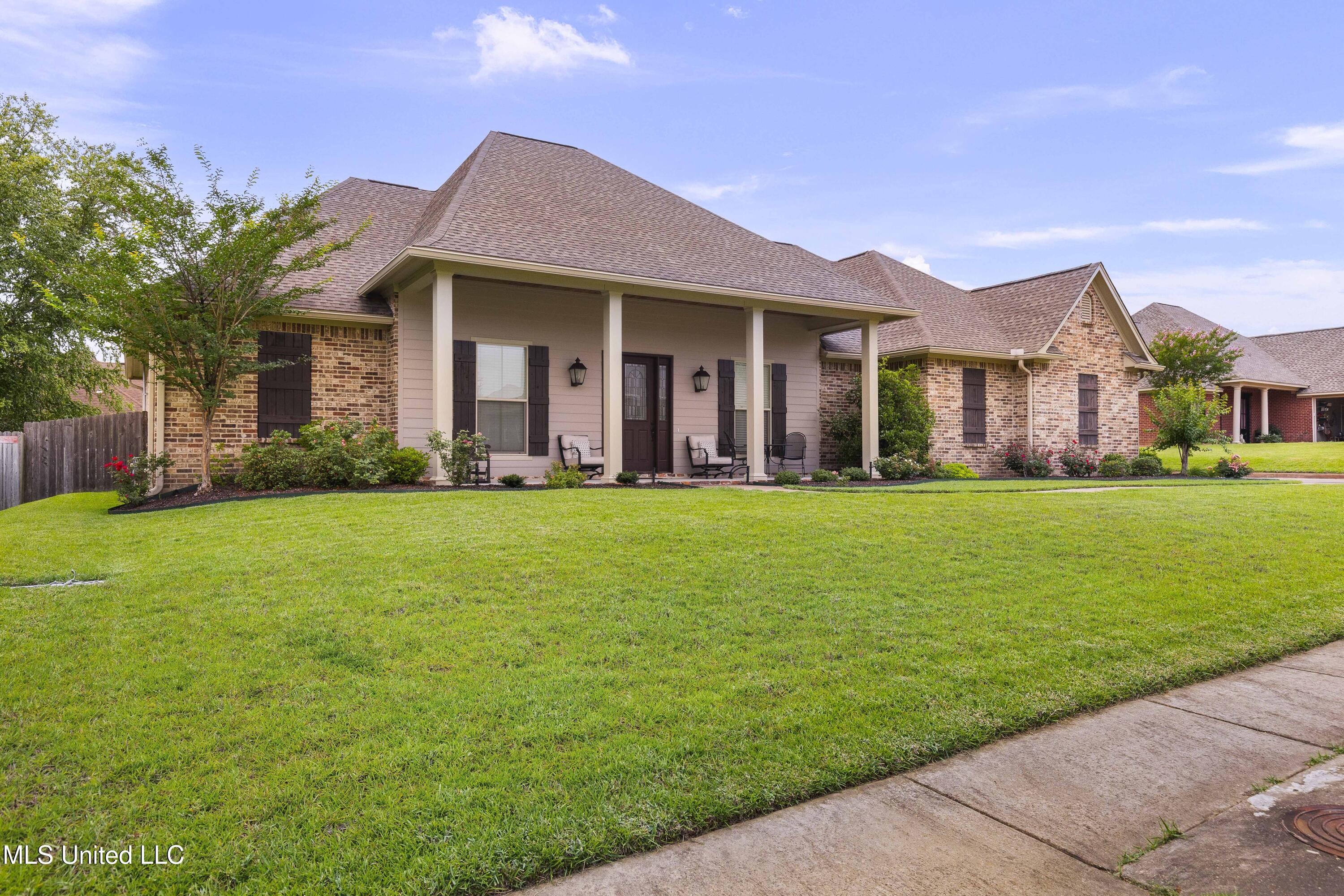 705 Brookwood Circle, Brandon, Mississippi image 4