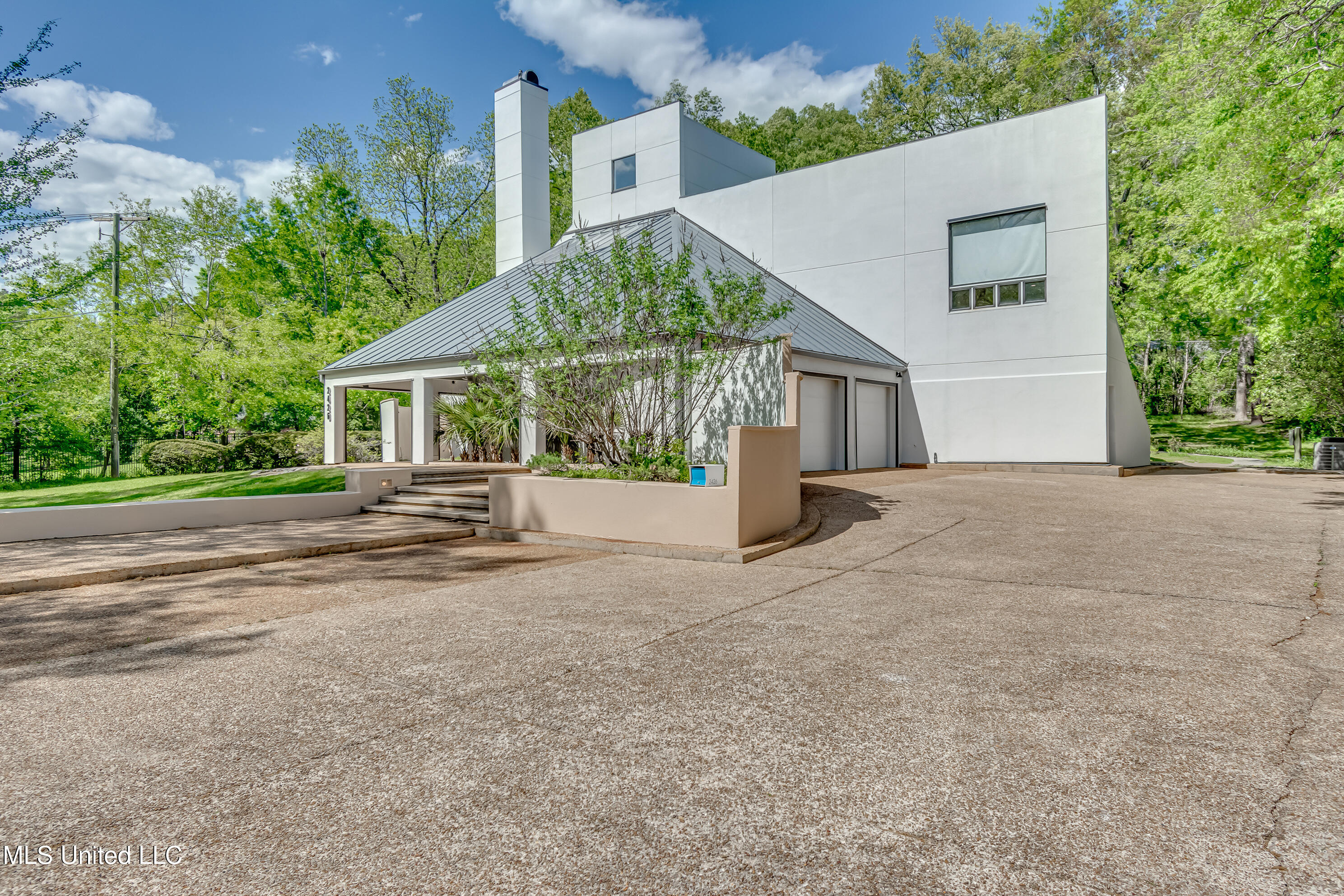2426 Eastover Drive, Jackson, Mississippi image 17