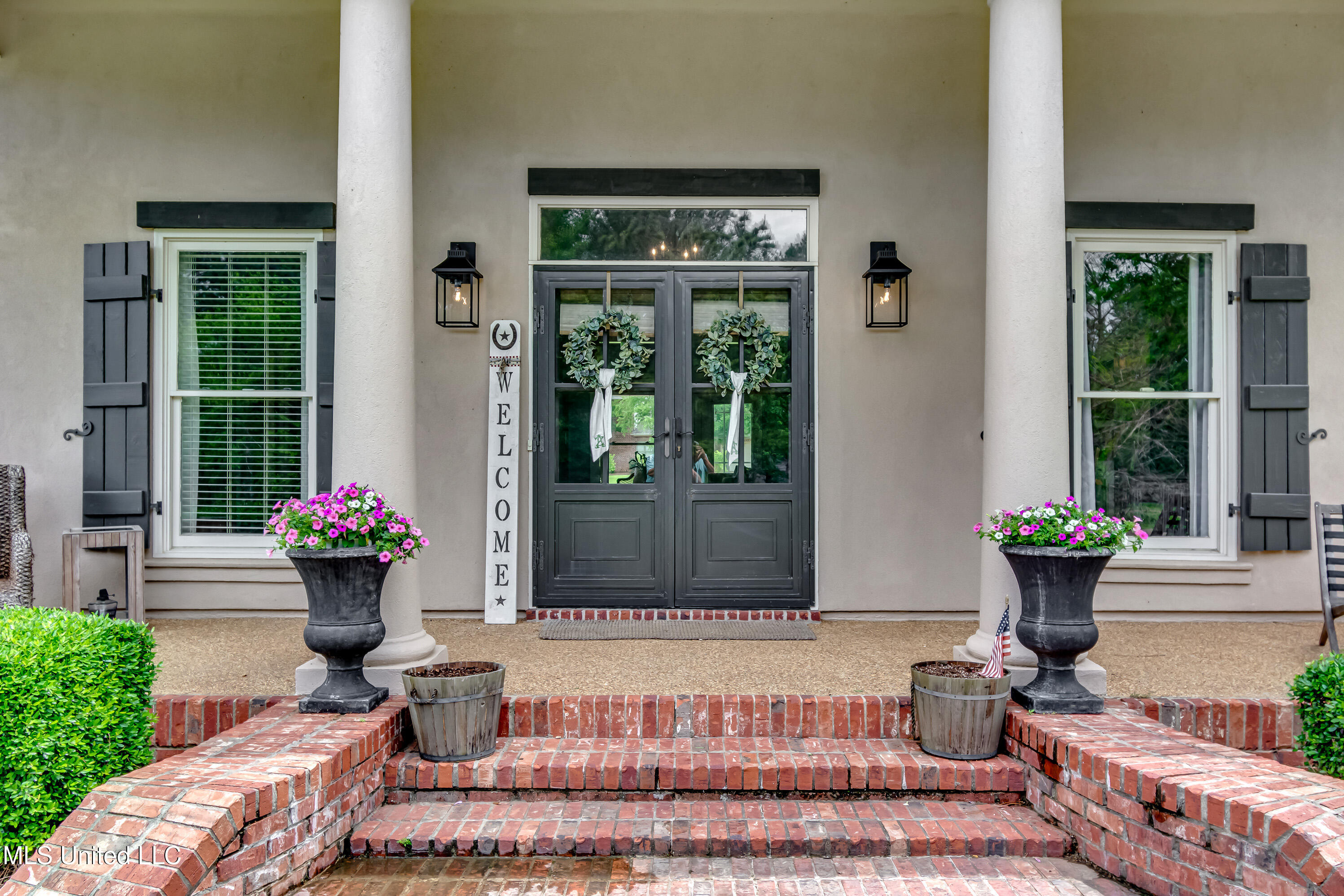 126 Beaufort Circle, Madison, Mississippi image 2