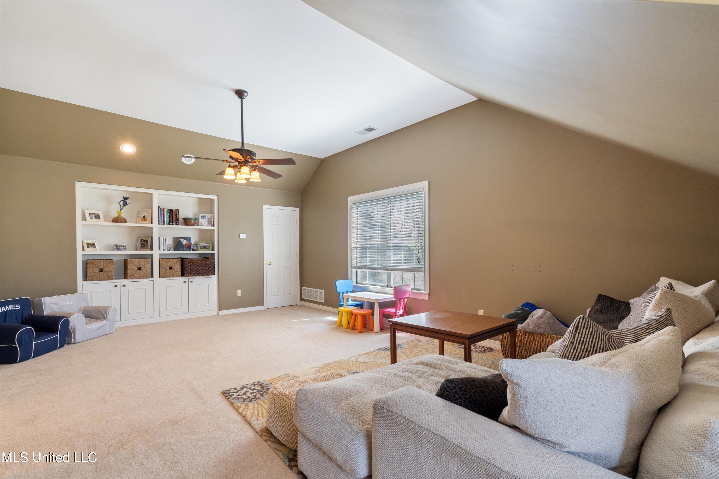 6376 Nellwood Drive, Olive Branch, Mississippi image 31