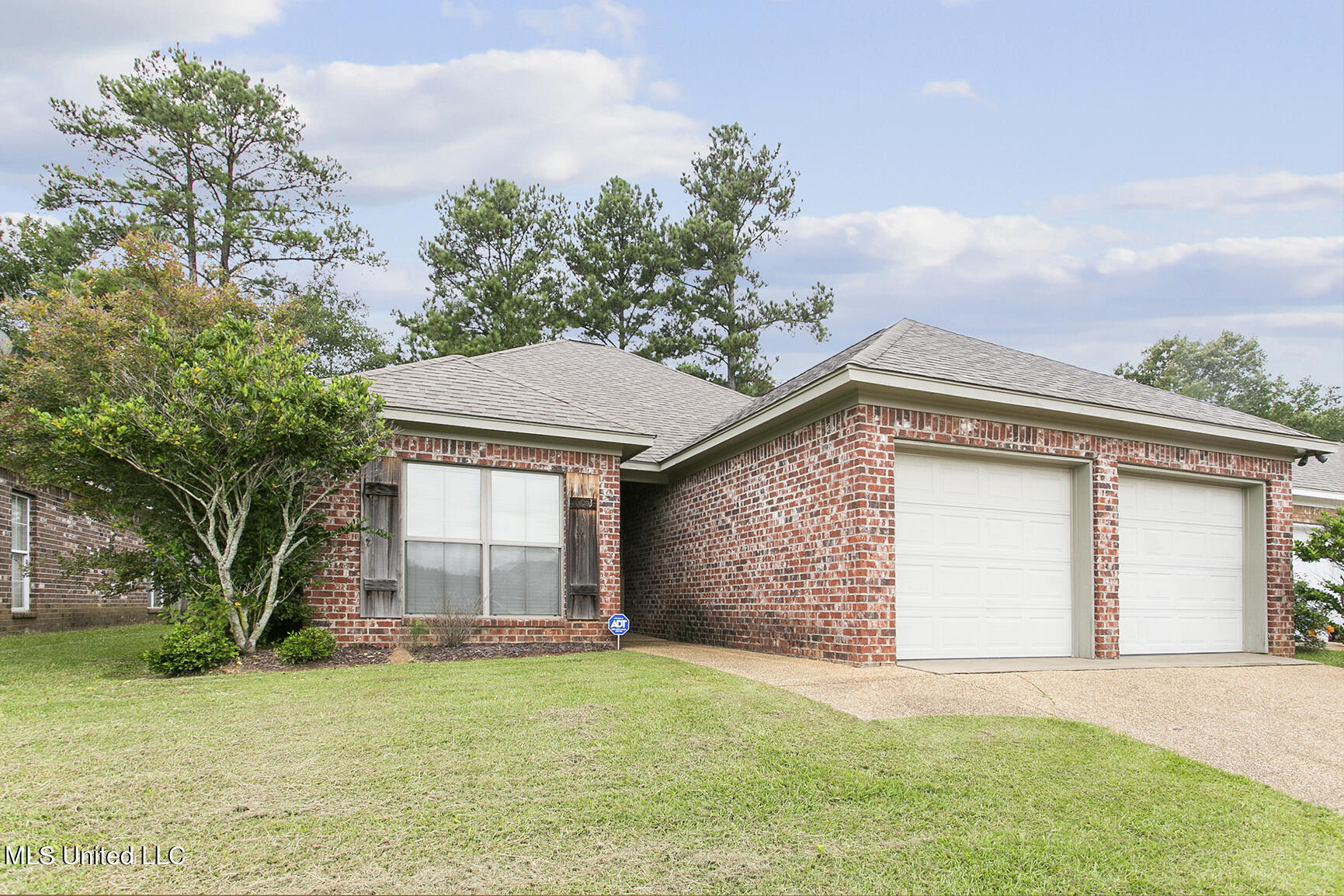 653 Westhill Road, Brandon, Mississippi image 2