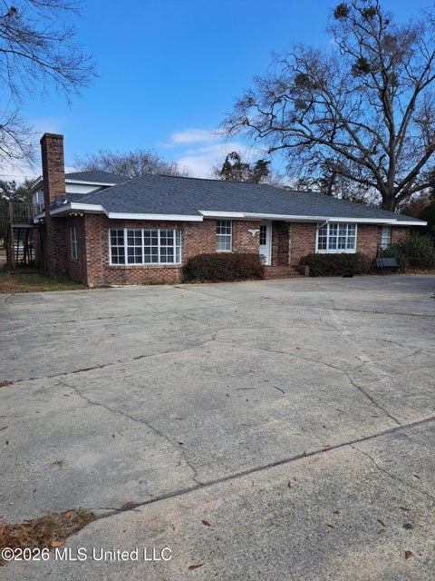 Homes For Sale - 5106 Lawson Avenue<br/> Gulfport, MS 39507