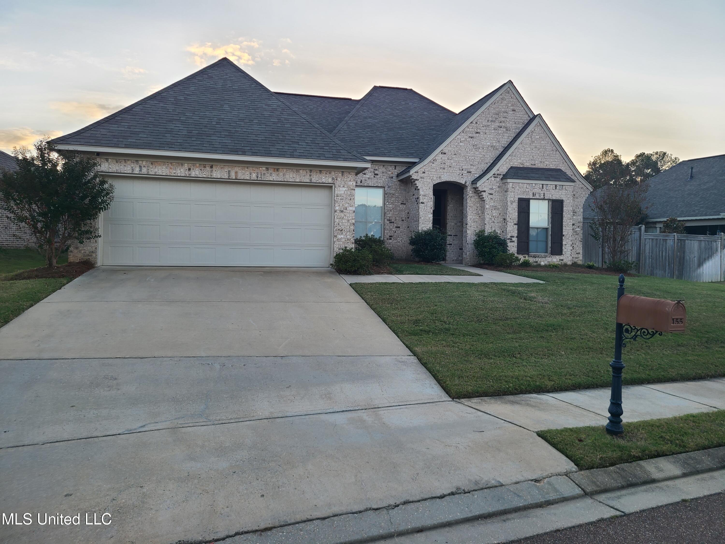 155 Magnolia Place Circle, Brandon, Mississippi image 2