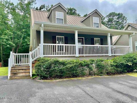 Homes For Sale - 20 Betty Boulevard<br/> Tishomingo County, Iuka, MS 38852