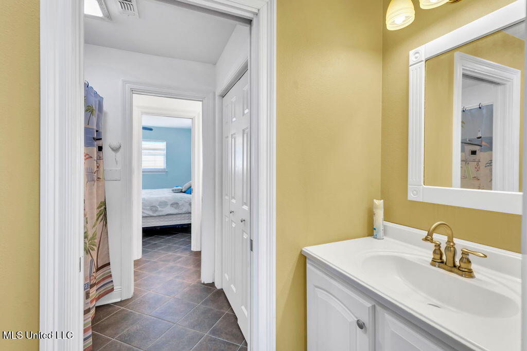 5051 Virginia Street, Bay Saint Louis, Mississippi image 34