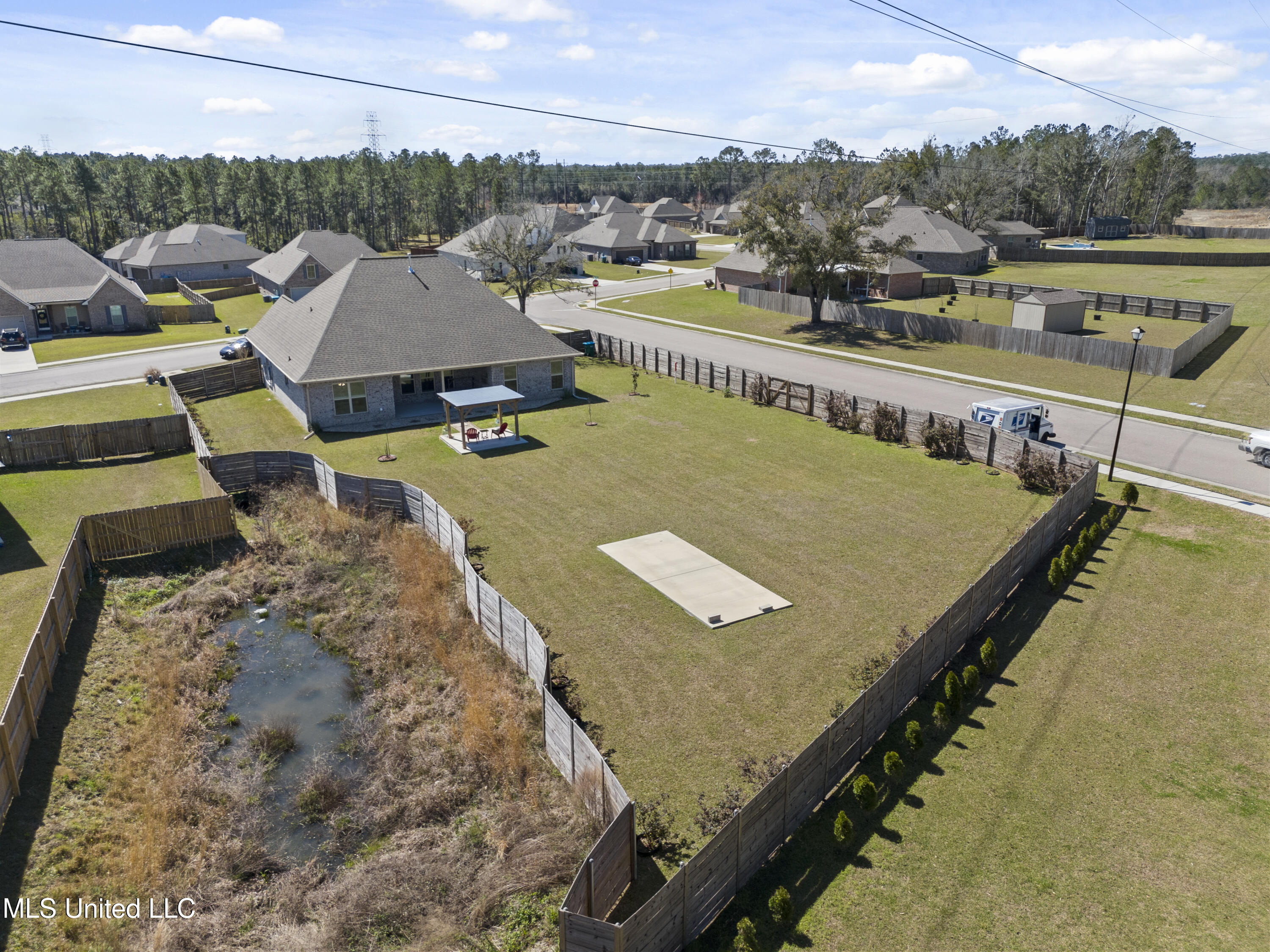12082 Michael Grace Drive, Gulfport, Mississippi image 12