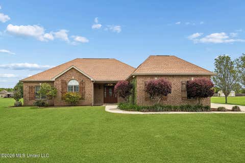 Homes For Sale - 12 Seminole Drive<br/> Picayune, MS 39466
