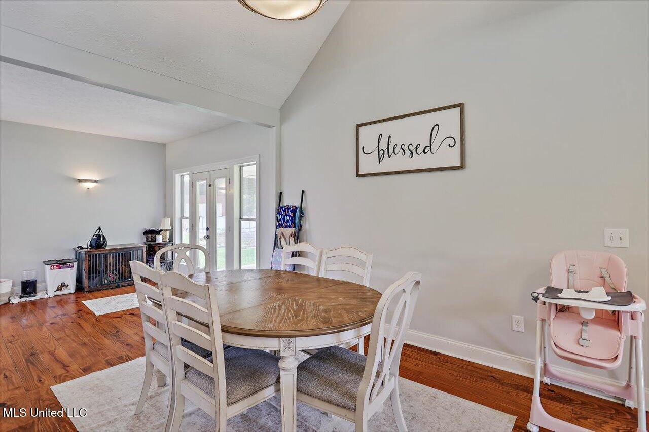 355 Louise Lane, Brandon, Mississippi image 14